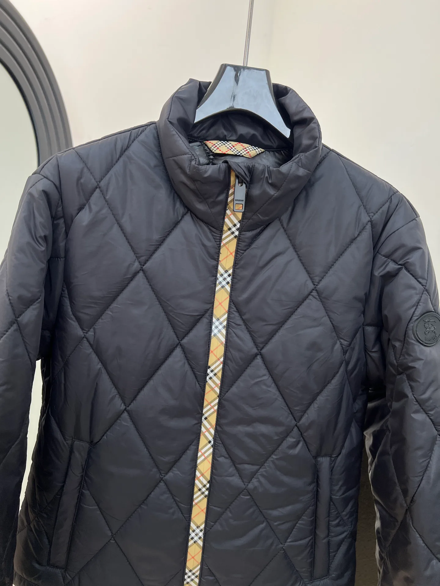 Куртки И Пуховики Женские Burberry 18930026