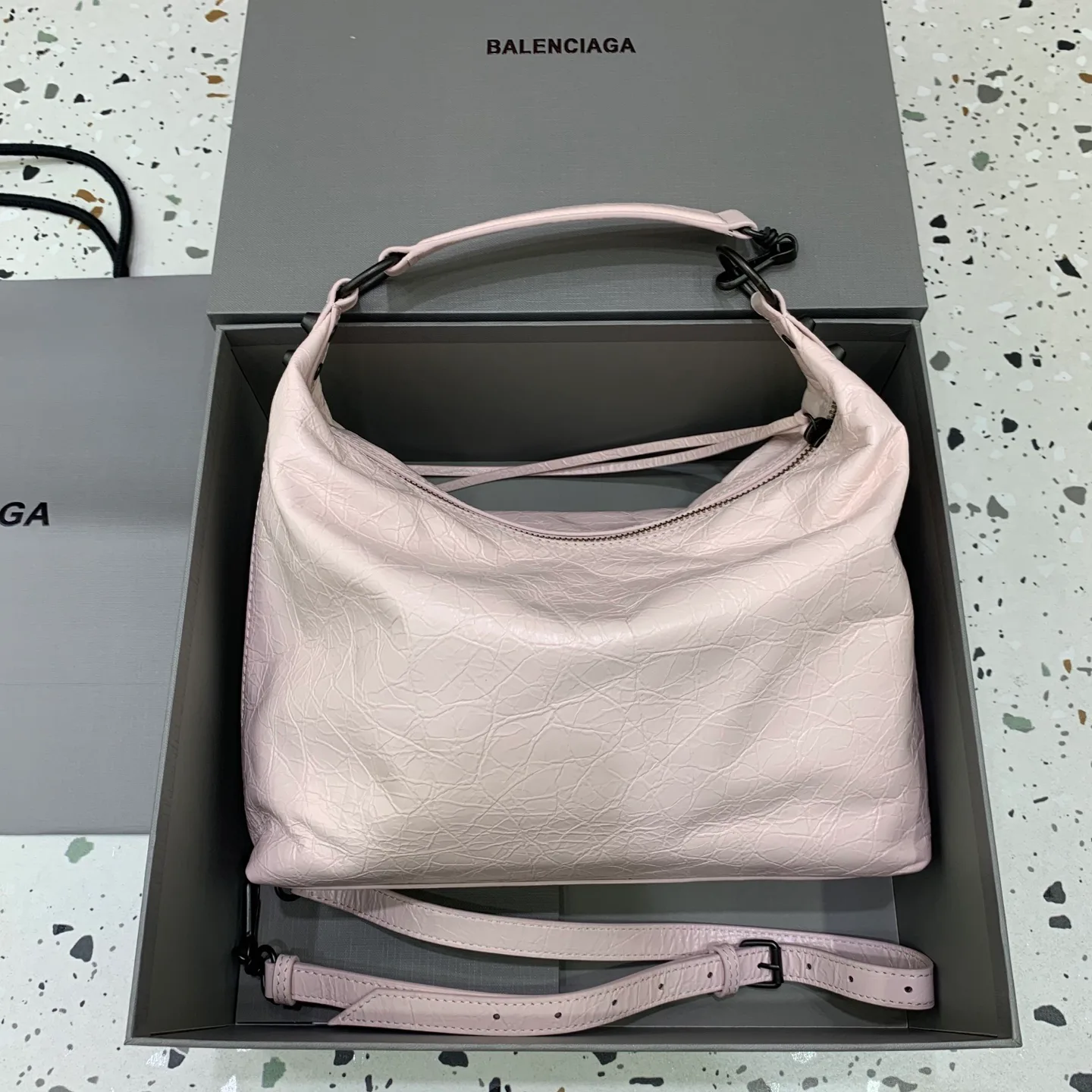 Сумки На Ремне Женские Balenciaga 13240600