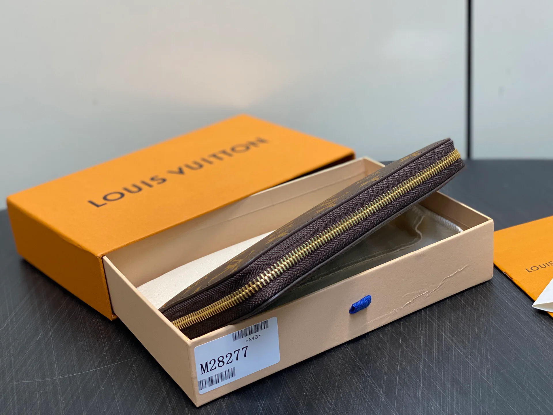 Классические Сумки Женские Louis Vuitton 12173474