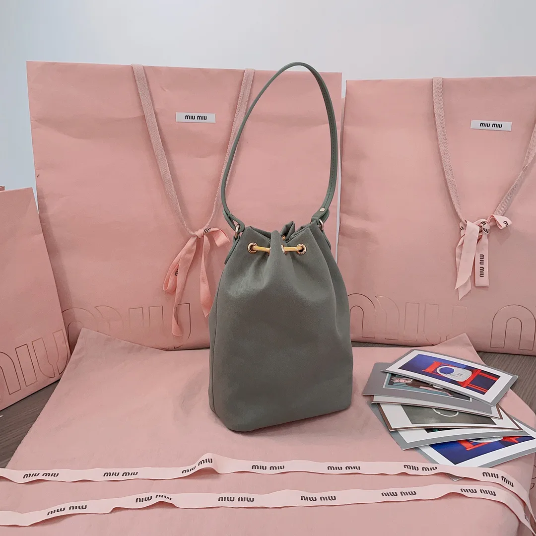Сумки На Ремне Женские Miu Miu 11243498