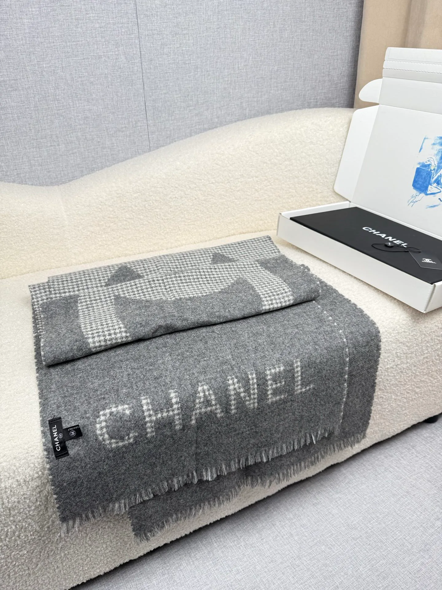 Шарфы Chanel 1305518