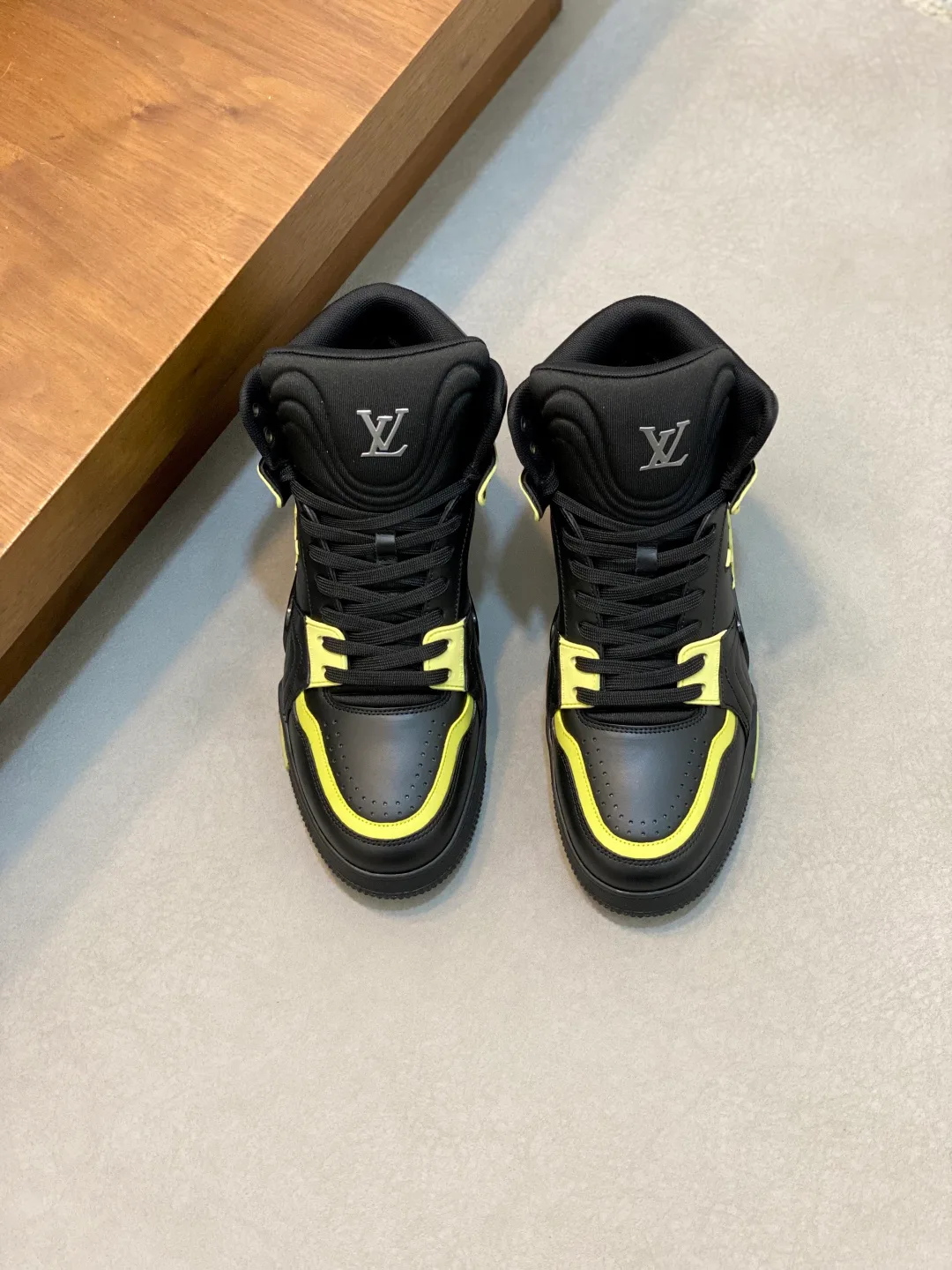 Сникерсы Мужские Louis Vuitton 149235