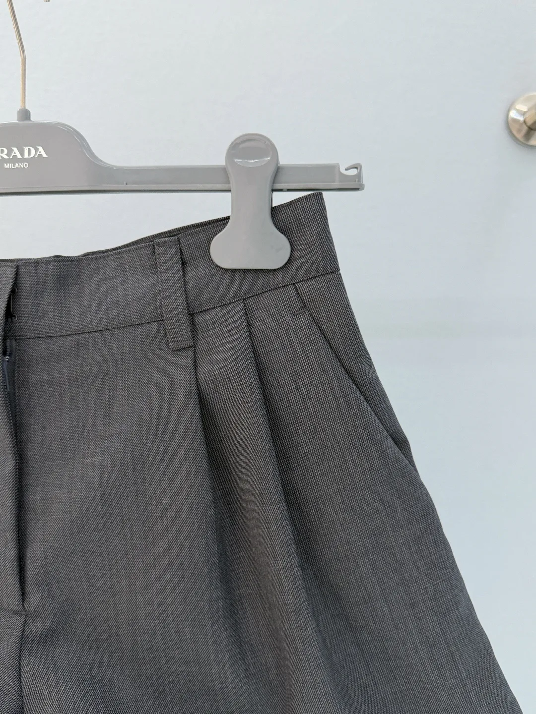 Шорты Женские Prada 11220308