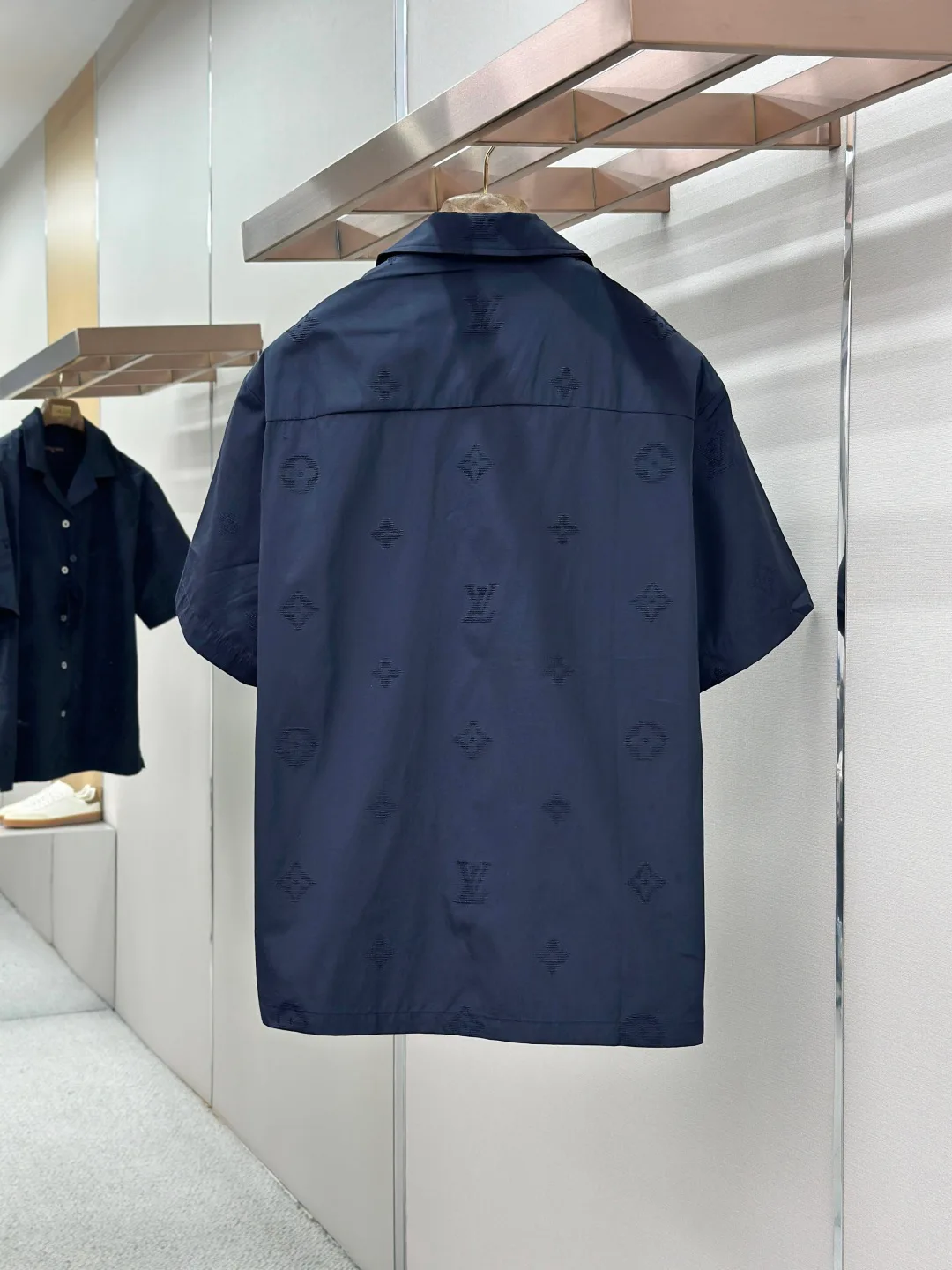 Рубашки Мужские Louis Vuitton 18109799
