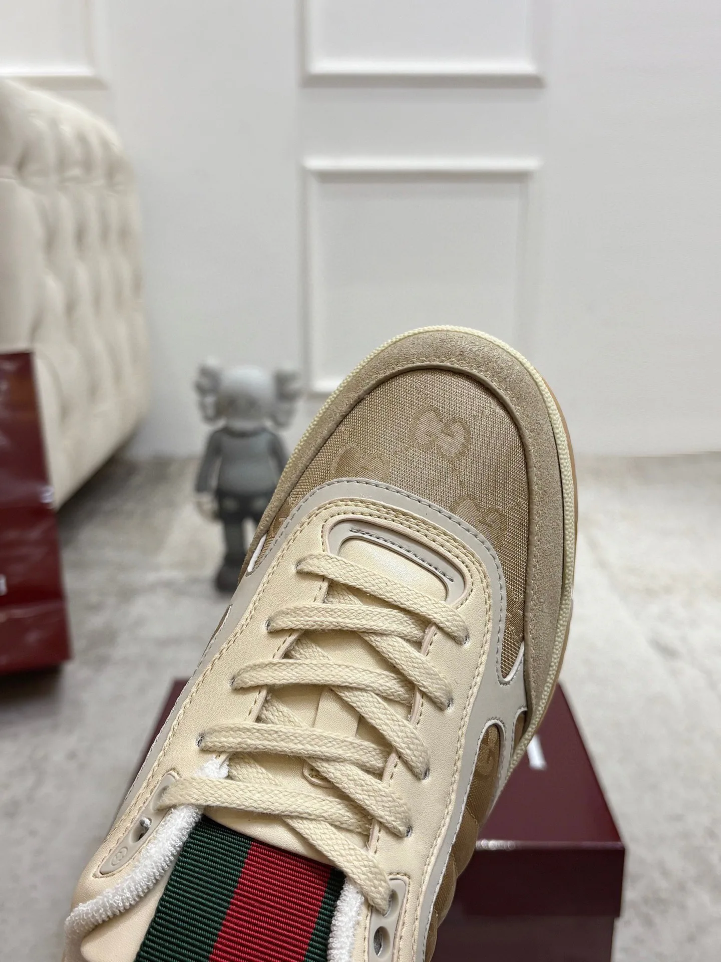 Кроссовки Женские Gucci 1068657