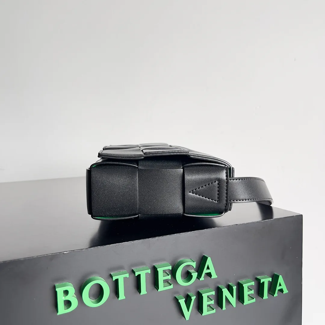 Сумки На Ремне Женские Bottega Veneta 1489474