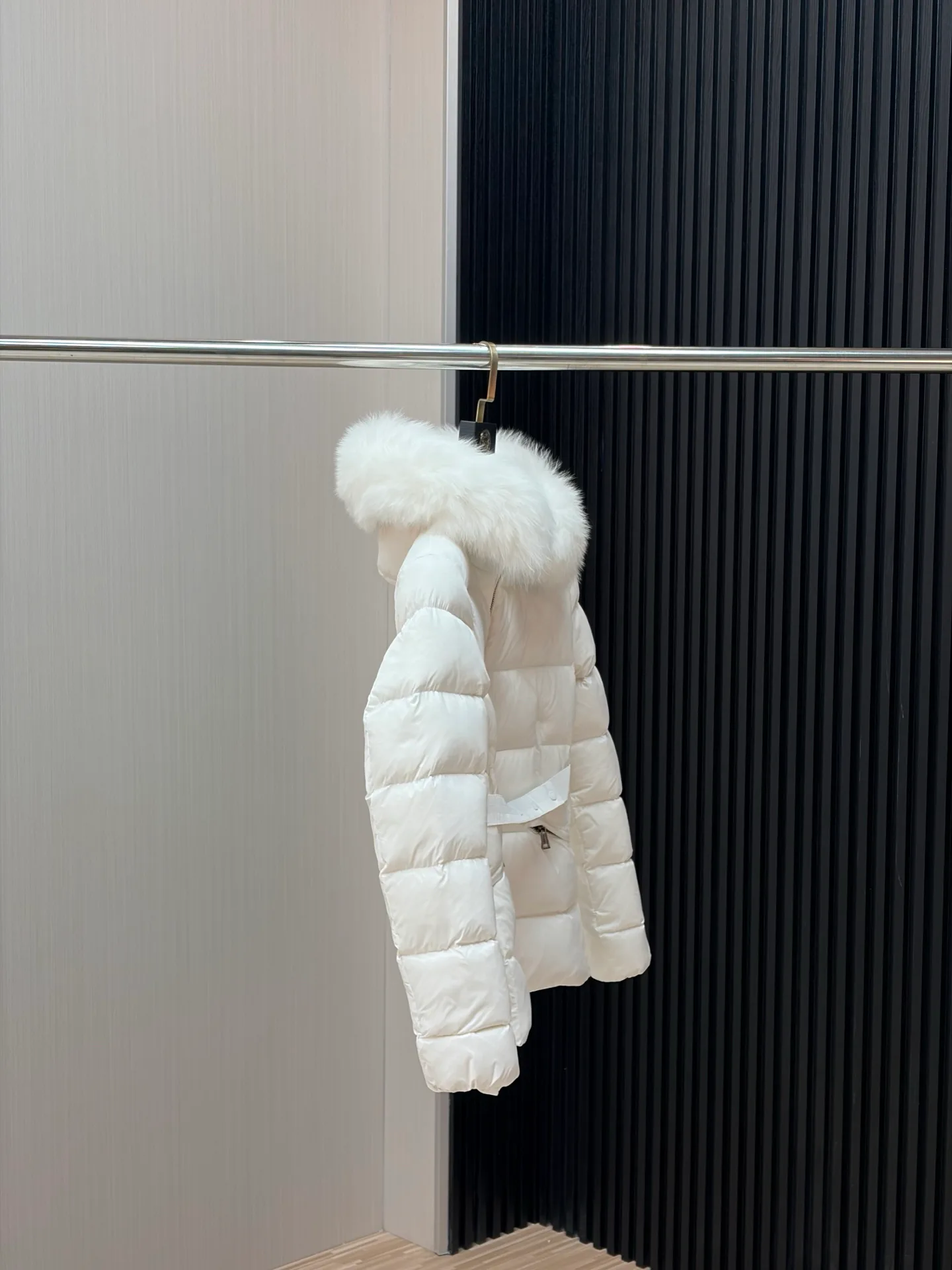 Куртки И Пуховики Женские Moncler 18335640