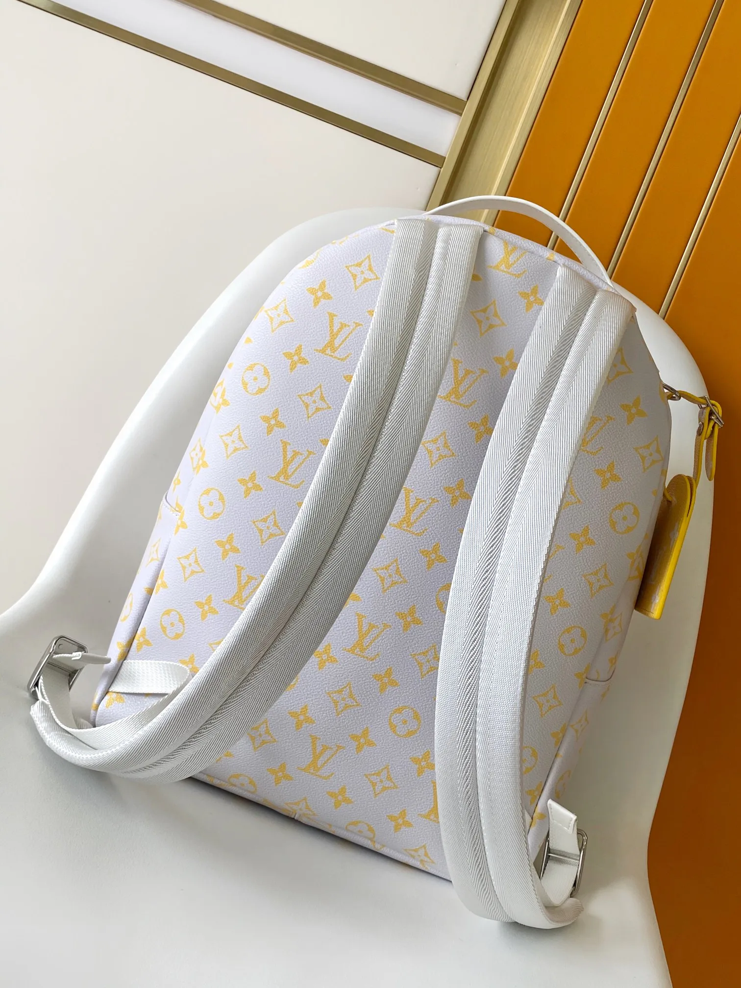 Рюкзаки Женские Louis Vuitton 546404