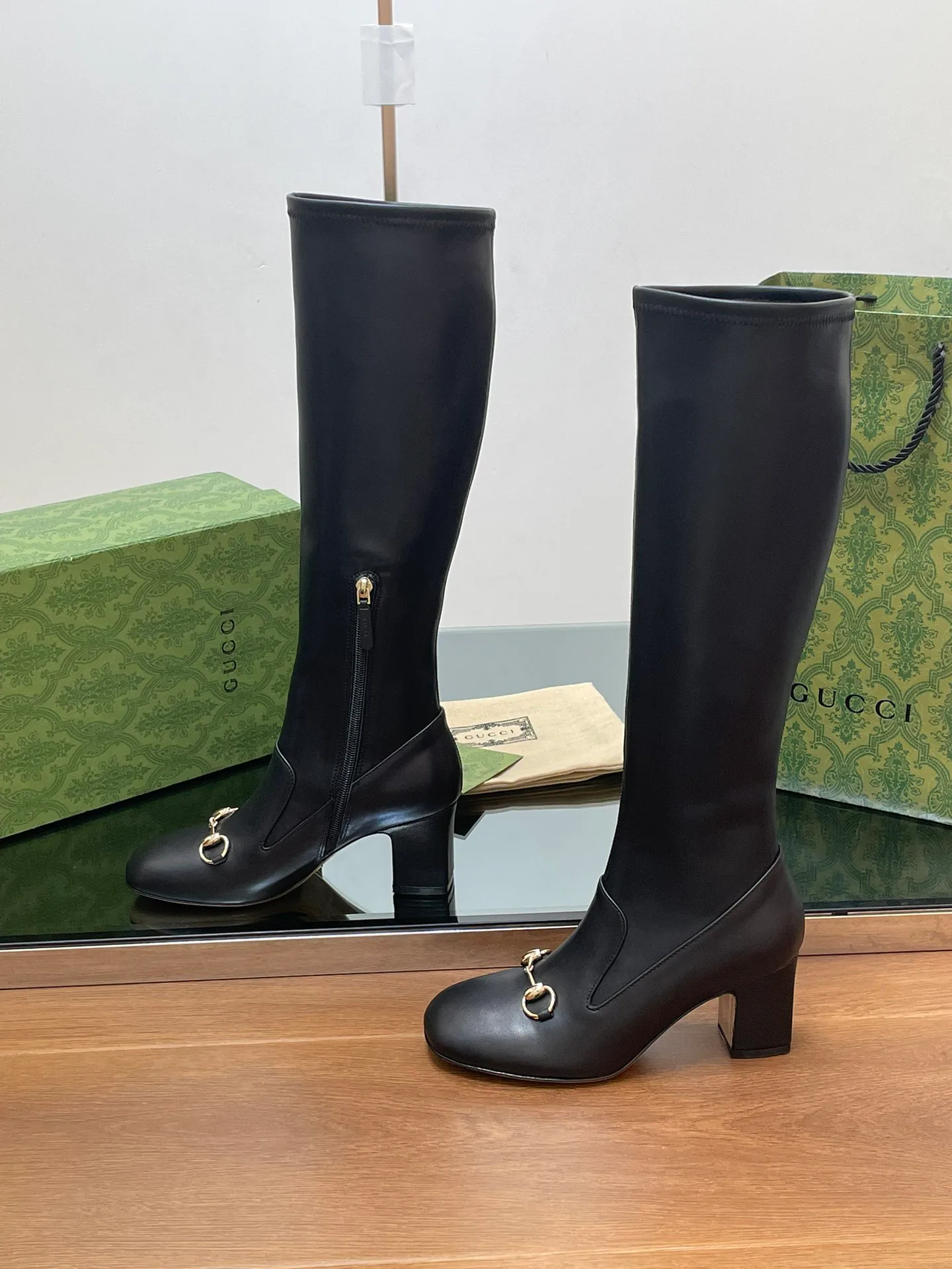 Сапоги Женские Gucci 18083280