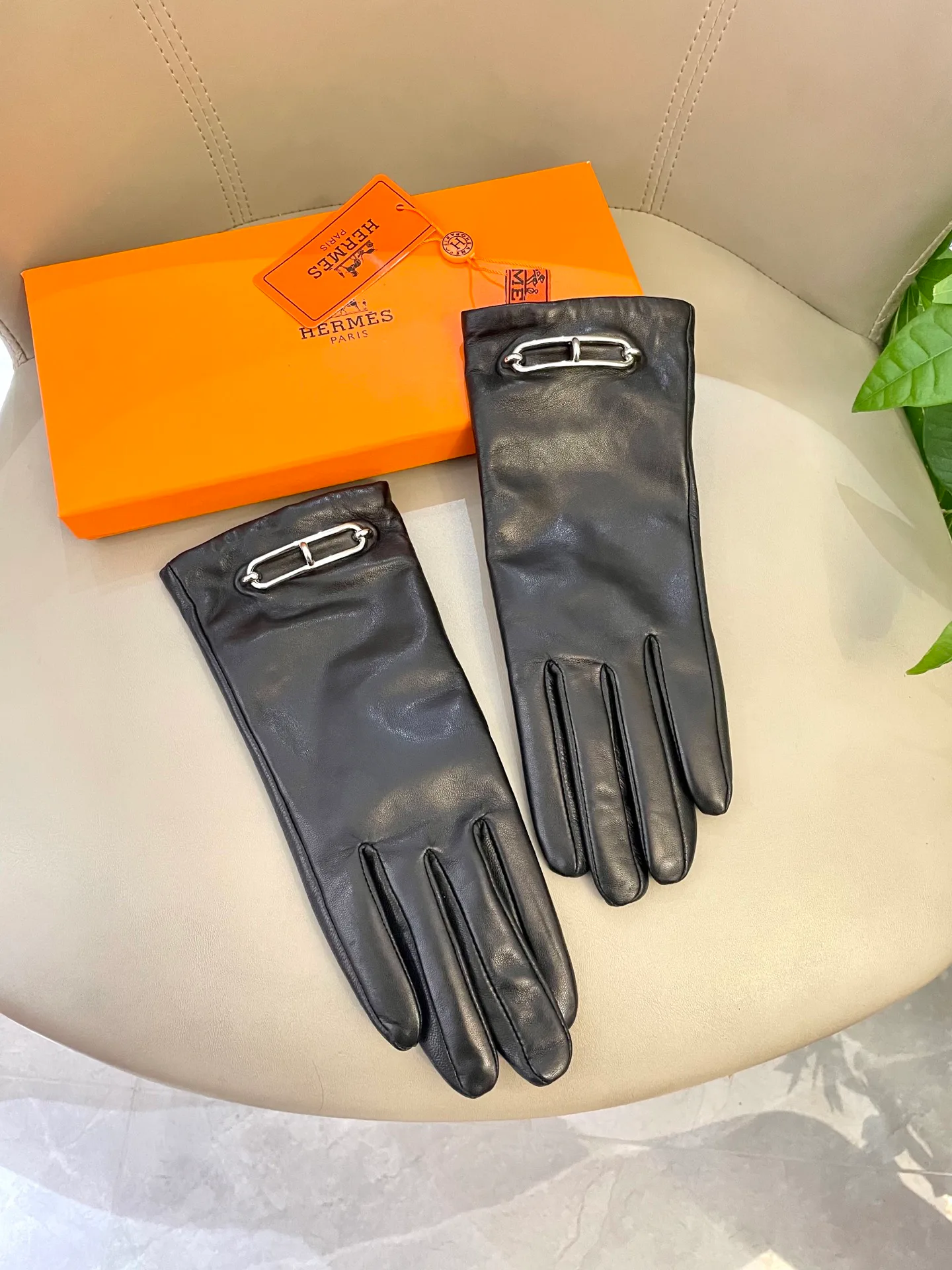 Перчатки Hermes 785708
