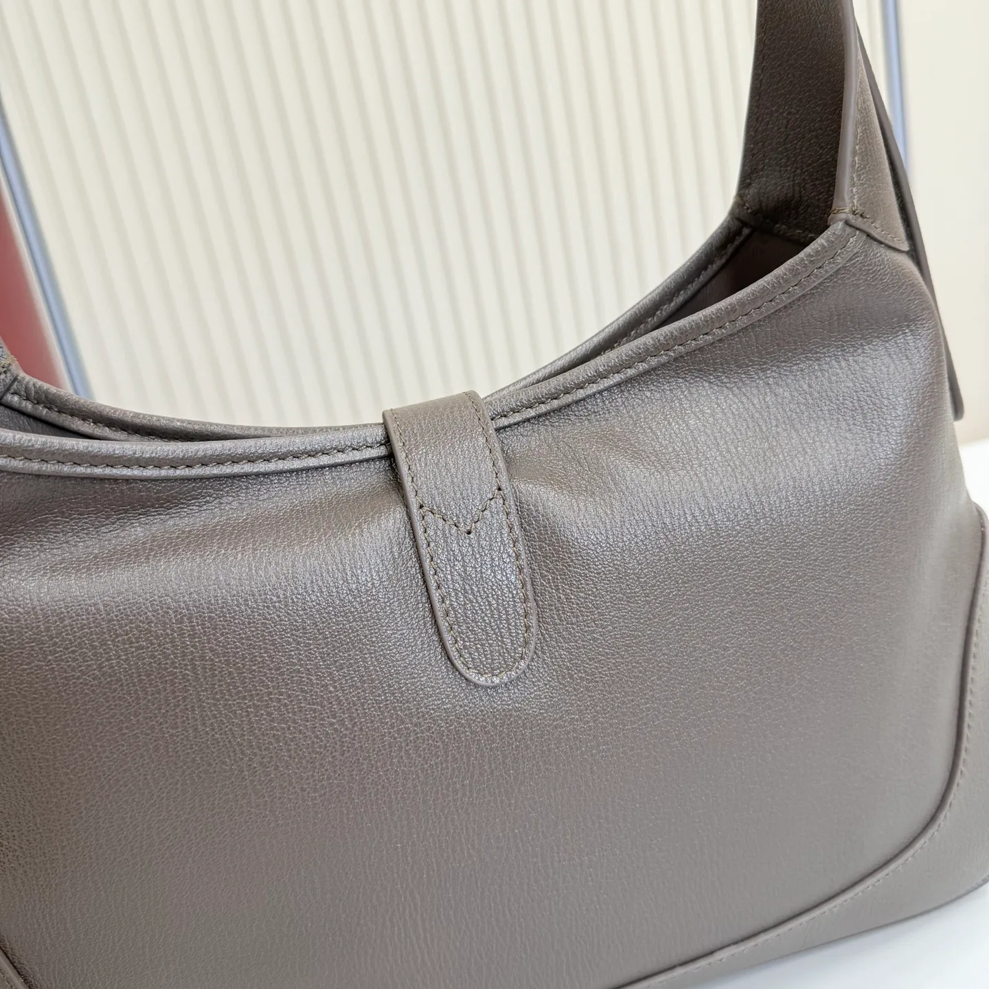 Классические Сумки Женские Gucci 17574145