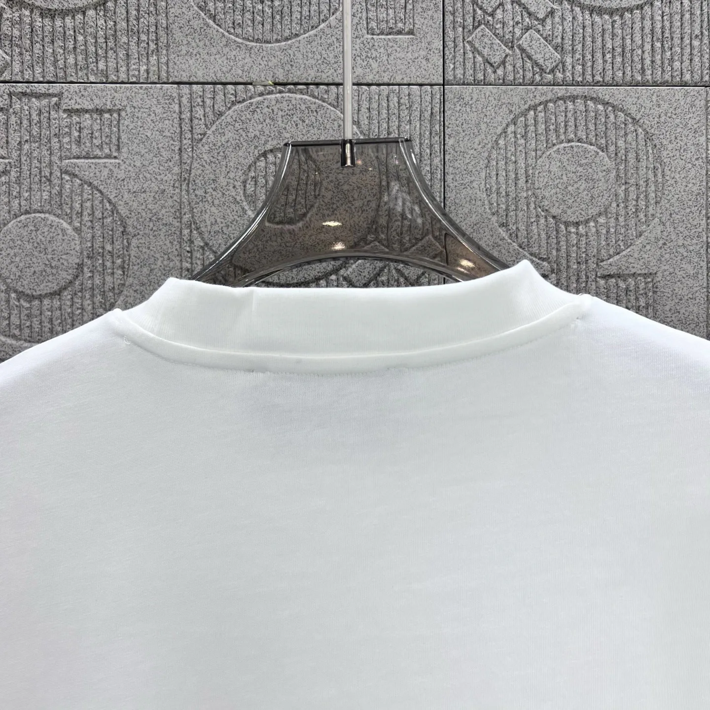 Футболки Женские Prada 30788