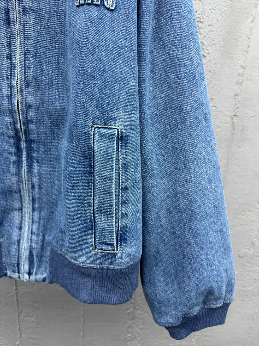 Куртки Женские Miu Miu 33705