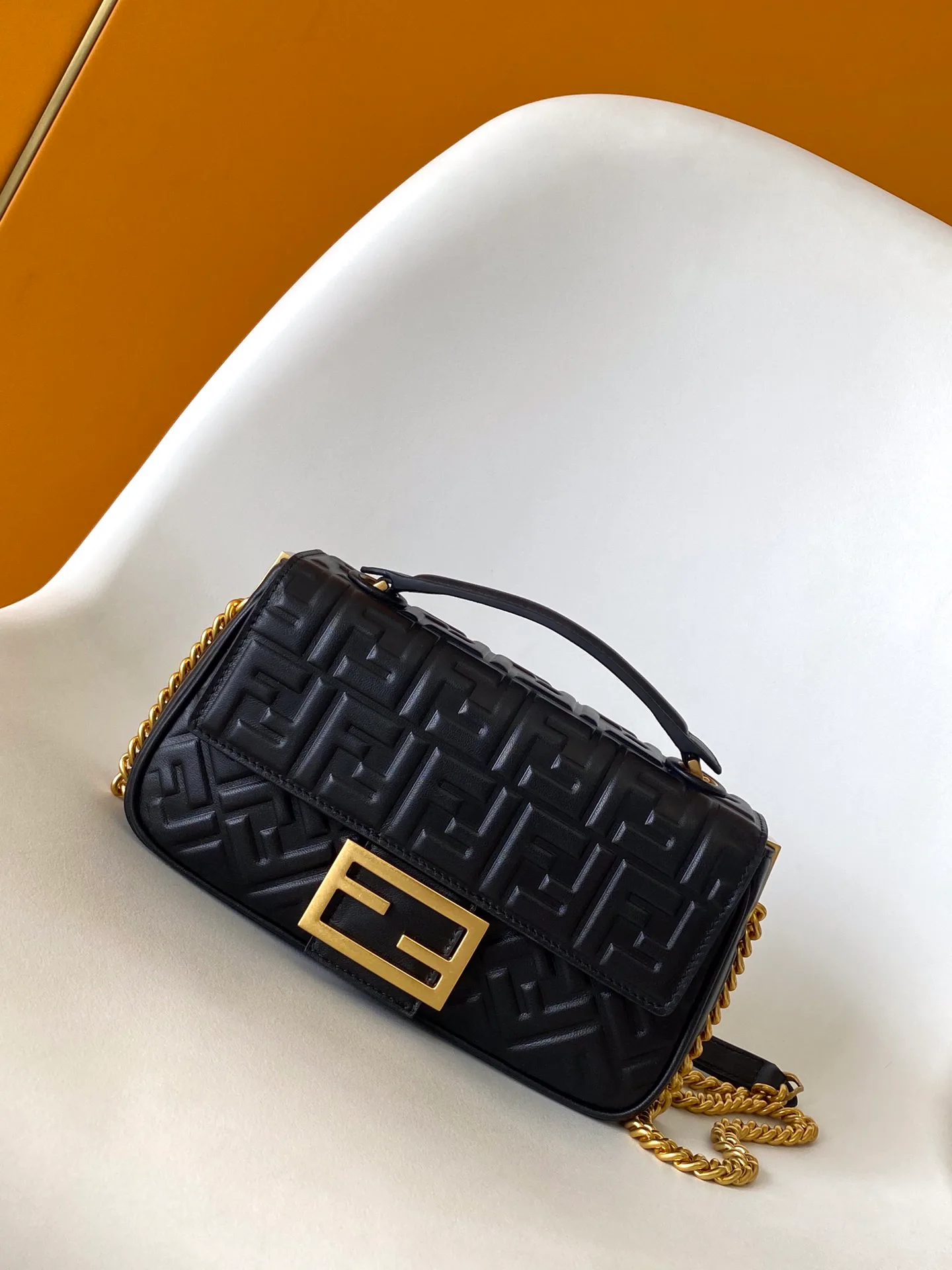 Классические Сумки Женские Fendi 13234563