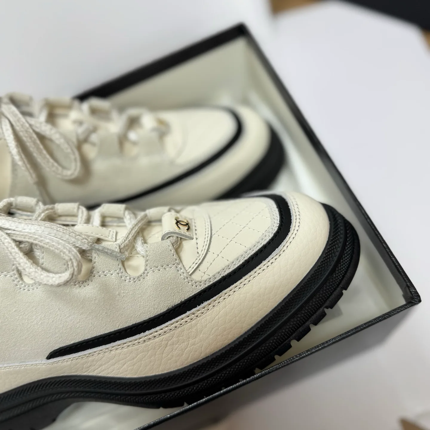 Кроссовки Женские Chanel 63306