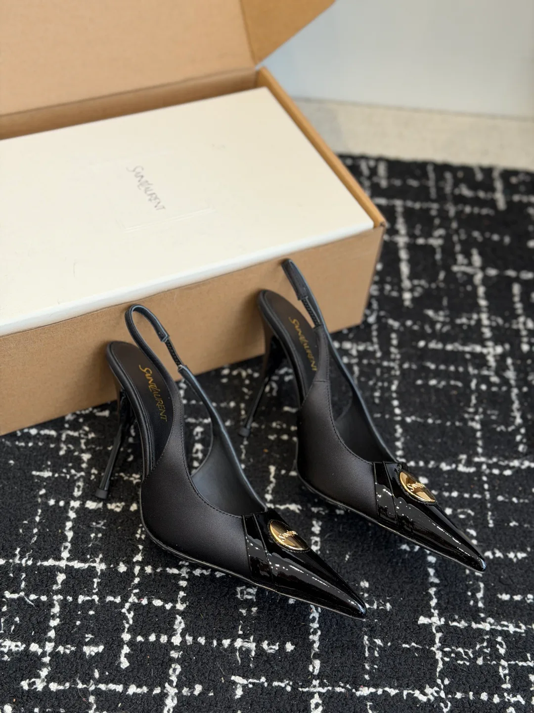 Туфли Женские Saint Laurent 17615652