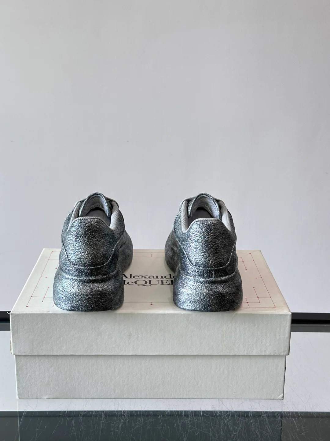 Кроссовки Женские Alexander Mcqueen 17447542