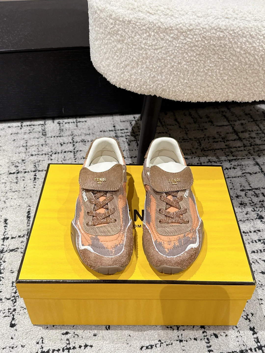 Кроссовки Женские Fendi 4535906