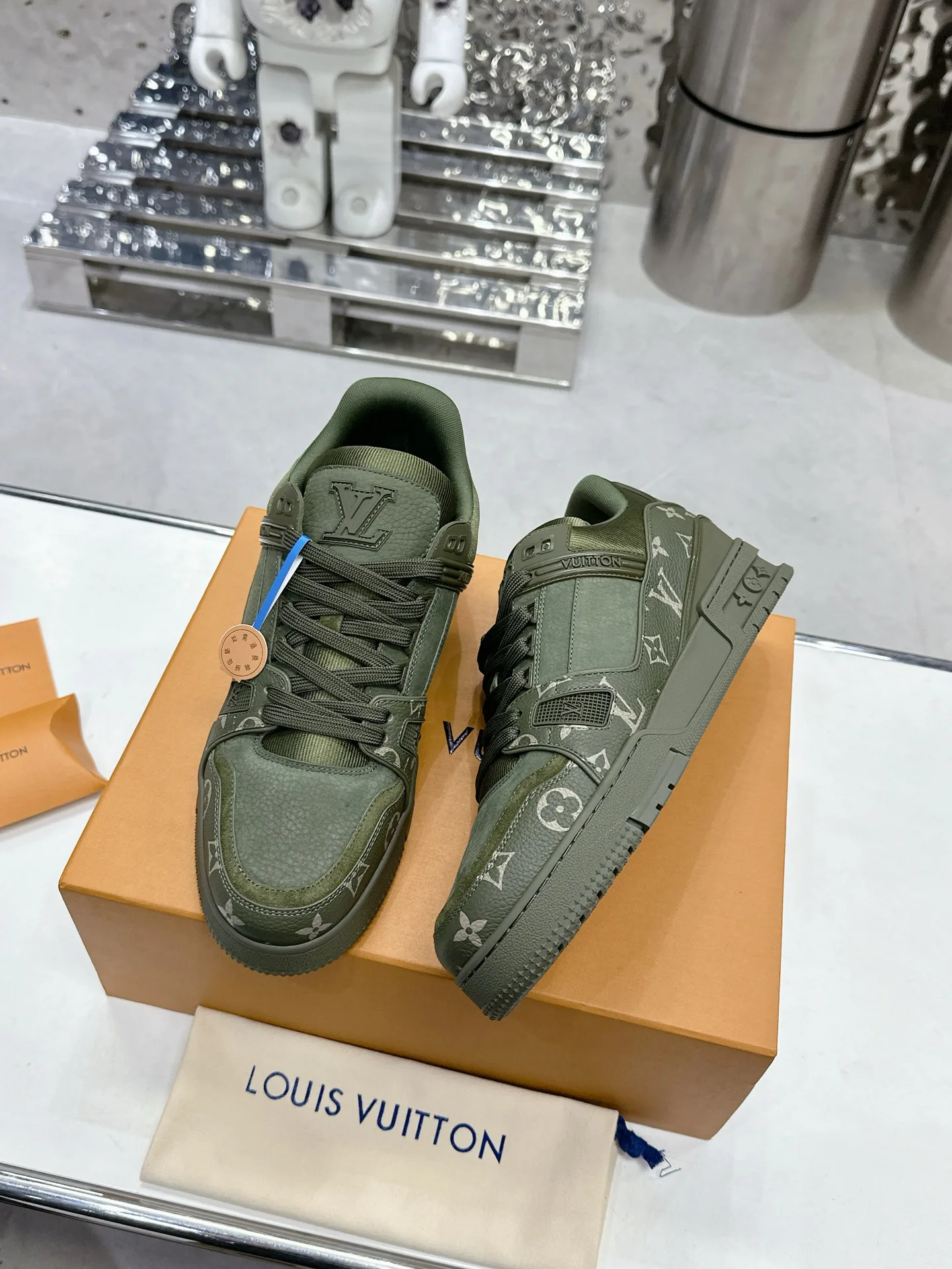 Кроссовки Женские Louis Vuitton 10060933