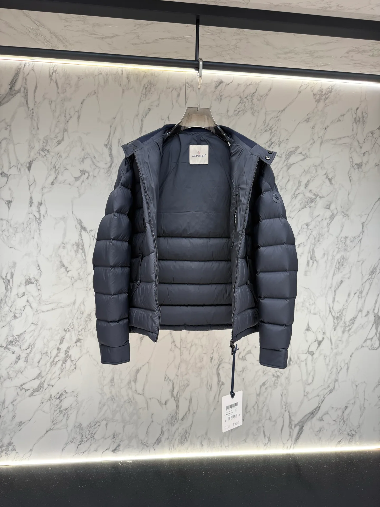 Куртки И Пуховики Мужские Moncler 17927280
