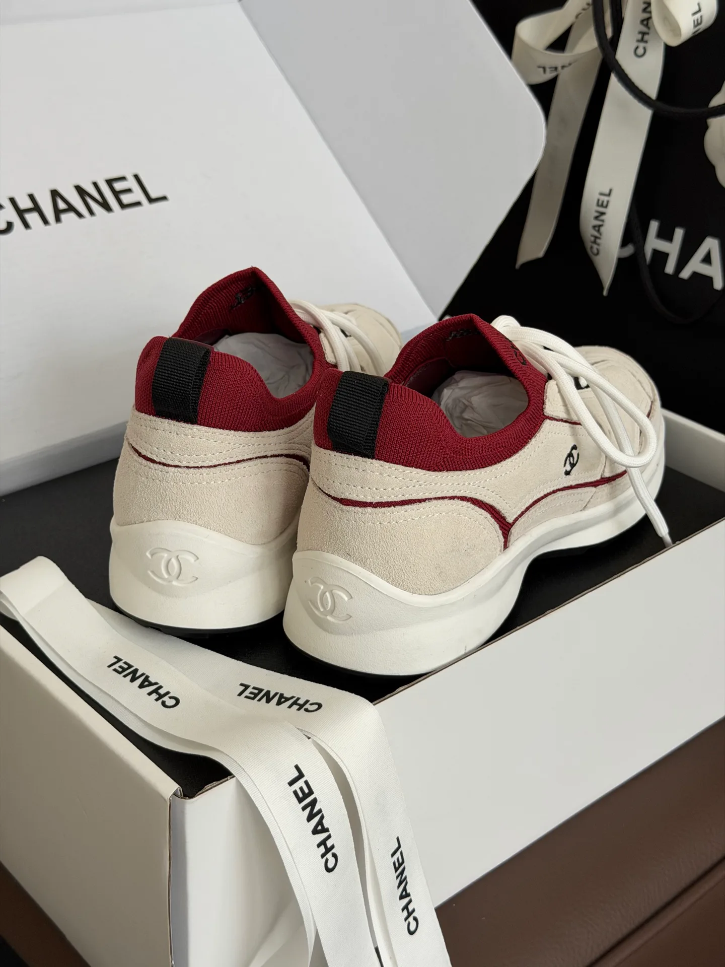 Кроссовки Женские Chanel 18073585