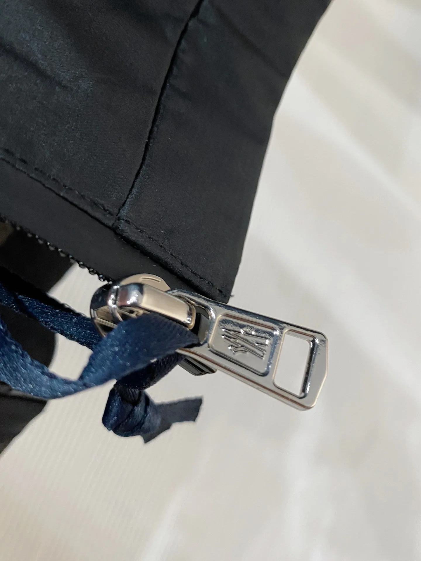 Куртки И Пуховики Мужские Moncler 4438627