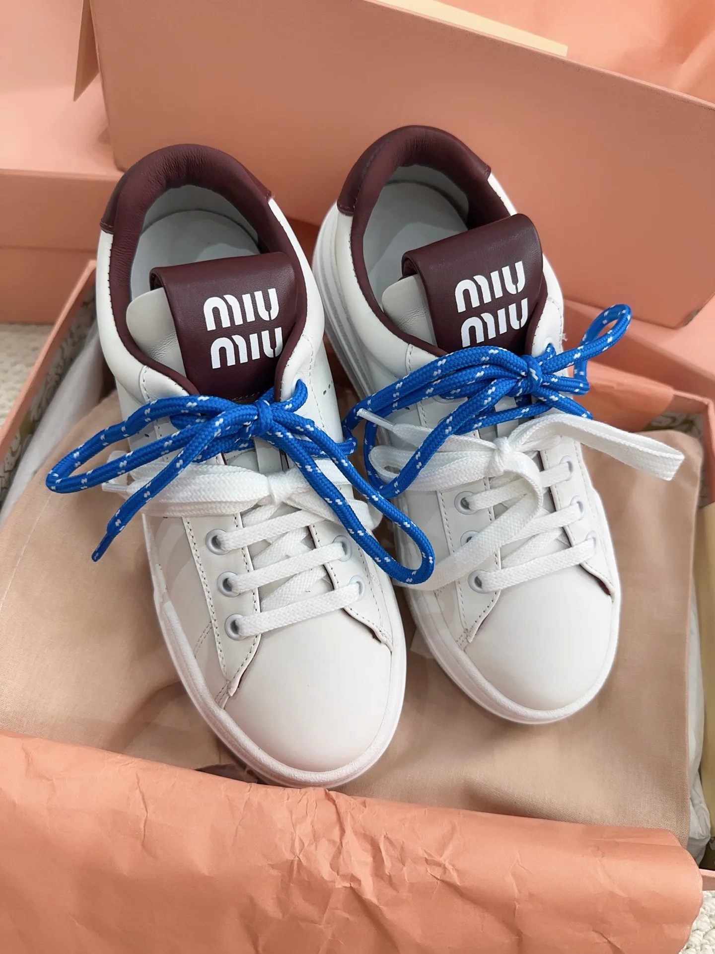 Кроссовки Женские Miu Miu 18041147