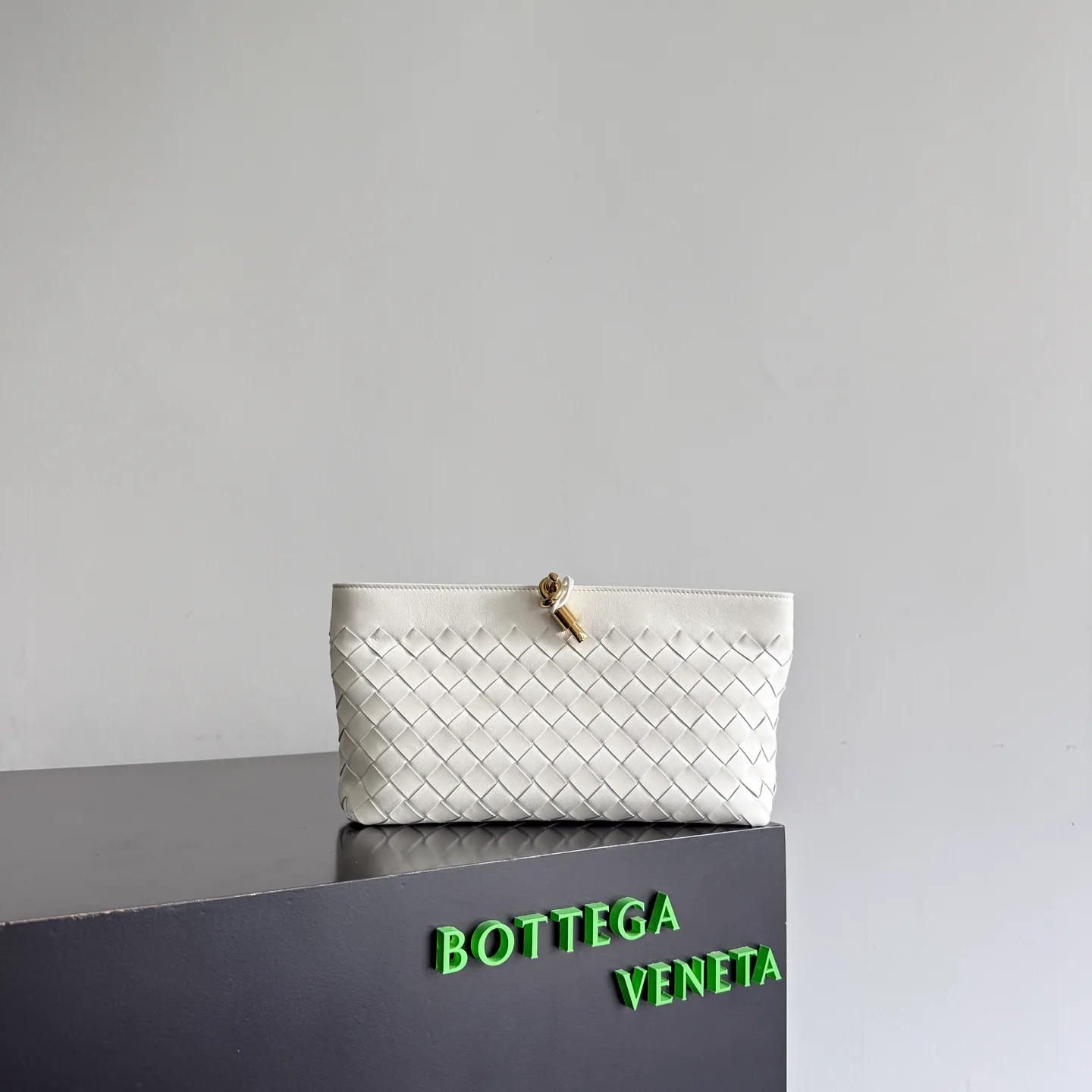 Классические Сумки Женские Bottega Veneta 18004862