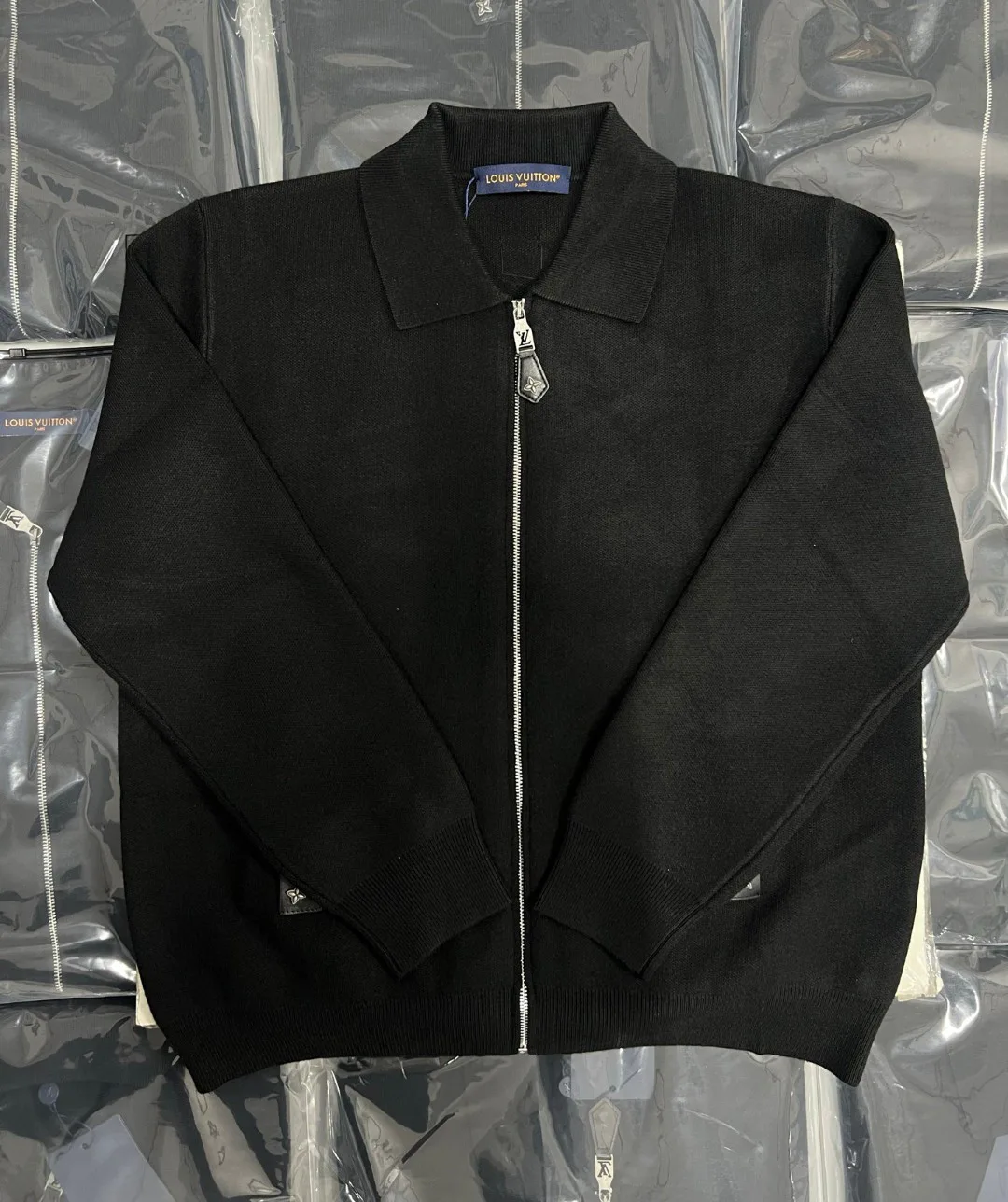 Куртки И Пуховики Мужские Louis Vuitton 17527119