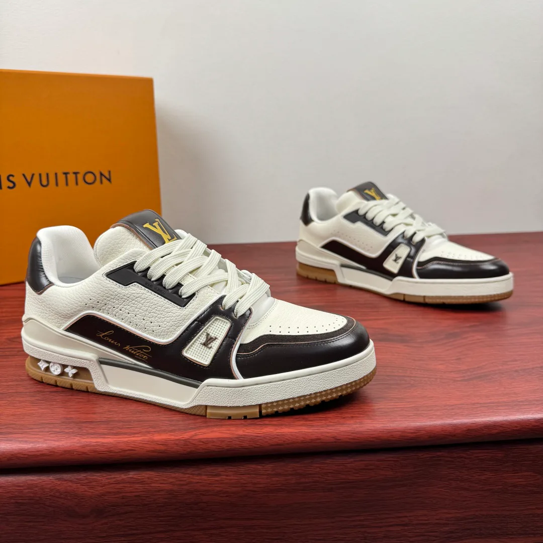 Кроссовки Мужские Louis Vuitton 11917359