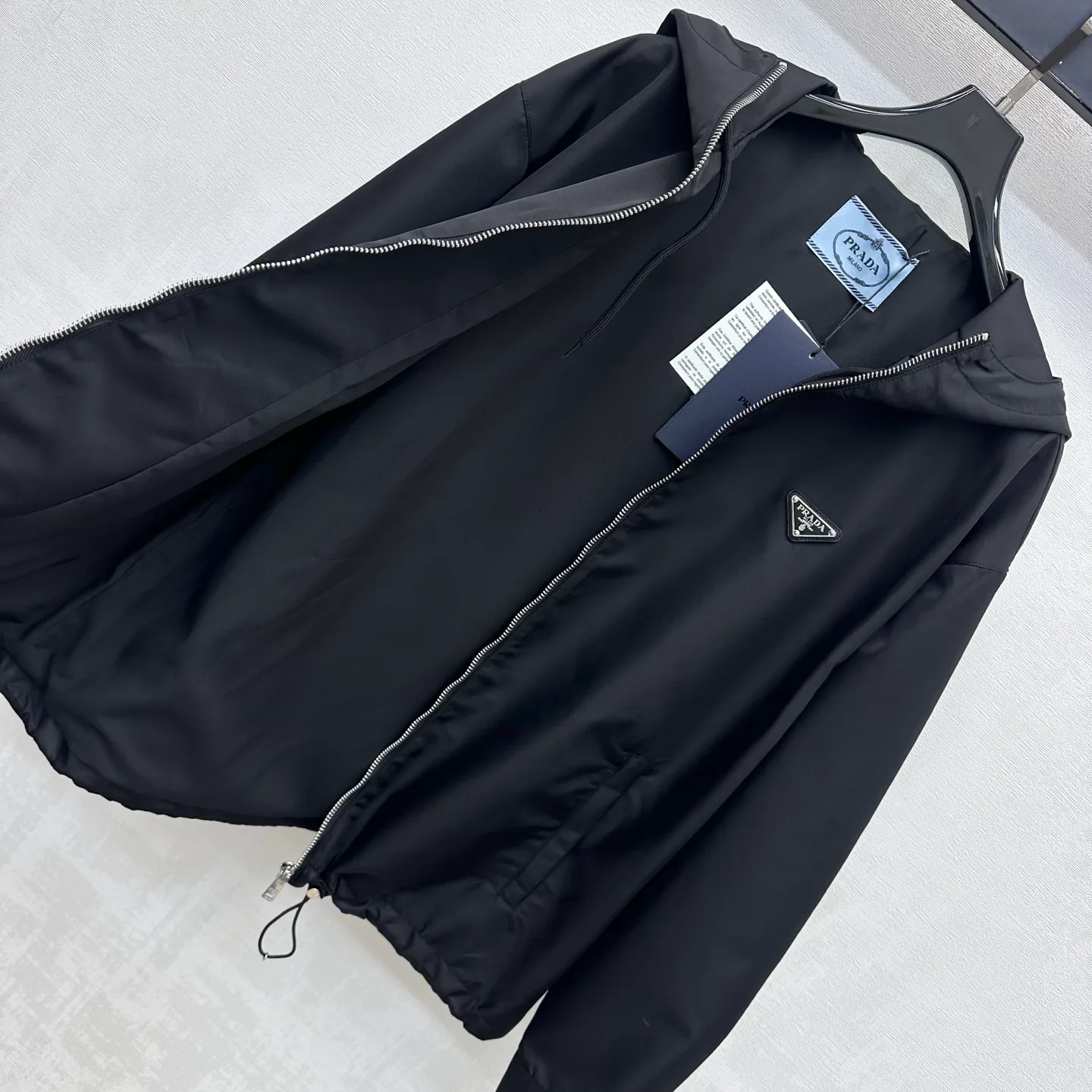 Куртки И Пуховики Женские Prada 18928387