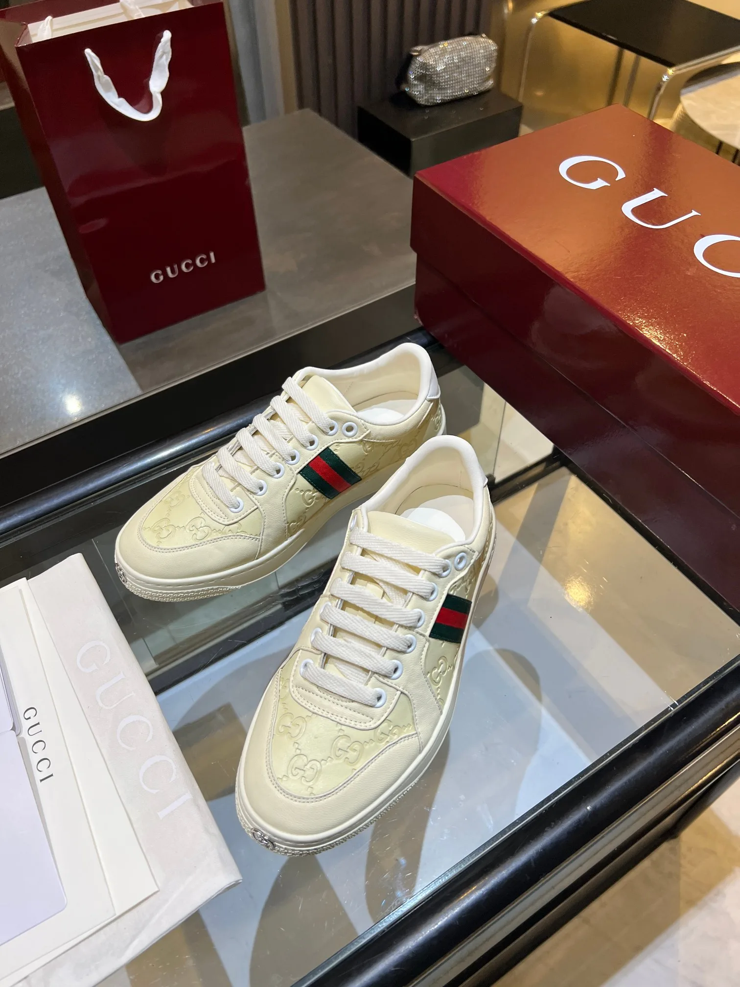 Кроссовки Женские Gucci 17131960