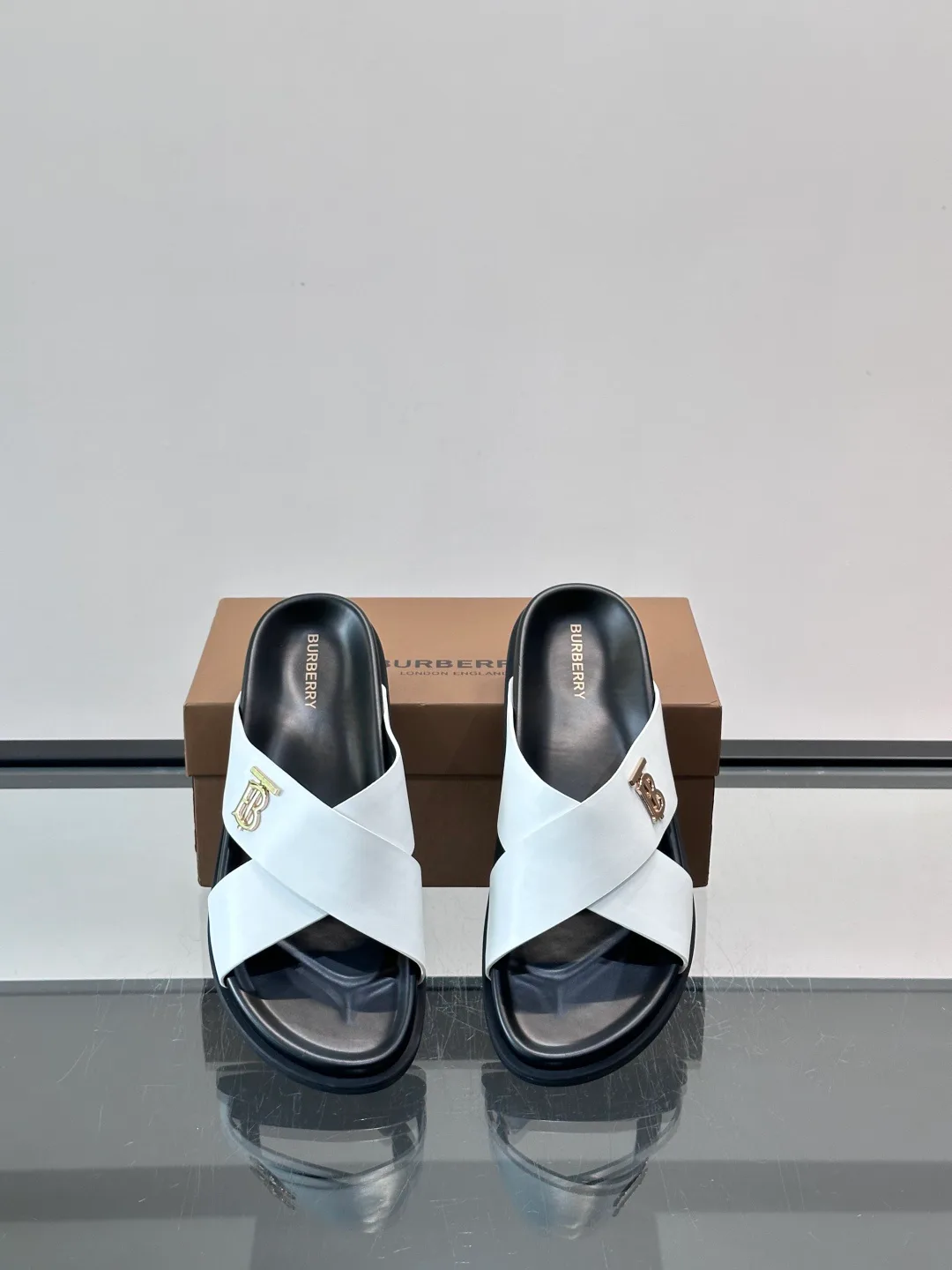 Сандалии Мужские Burberry 13452914