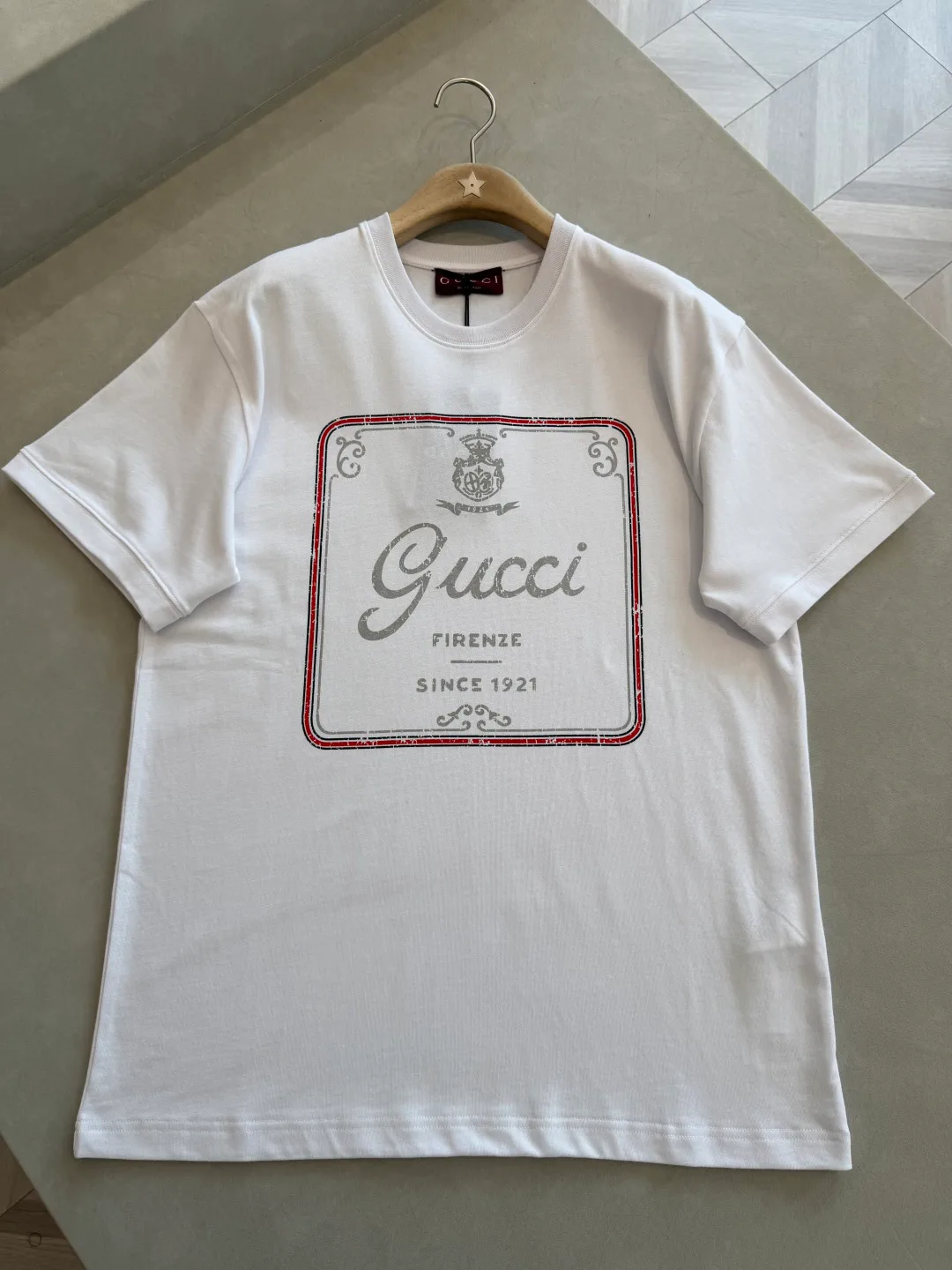 Футболки Женские Gucci 11629574
