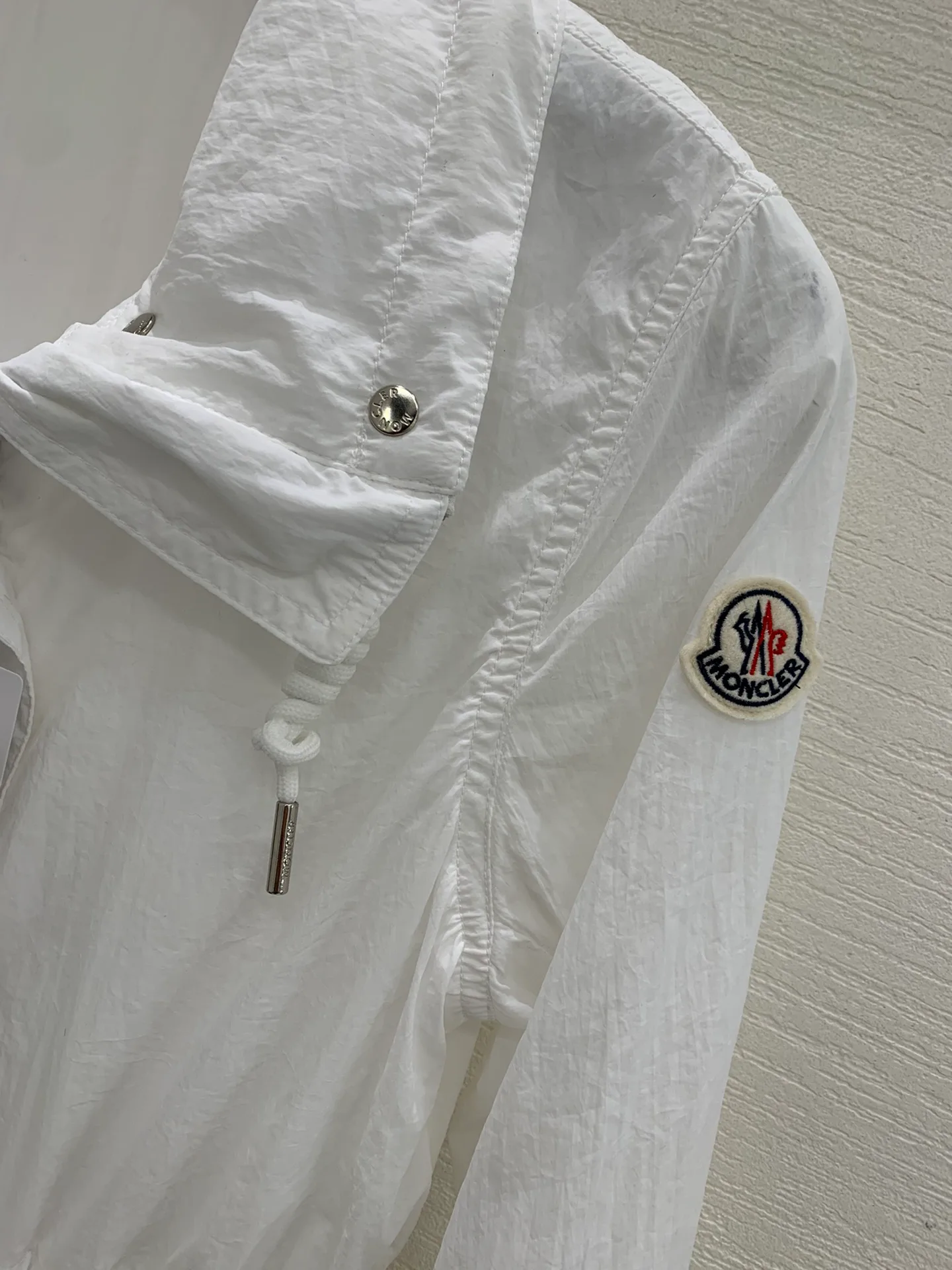 Куртки И Пуховики Женские Moncler 11230882