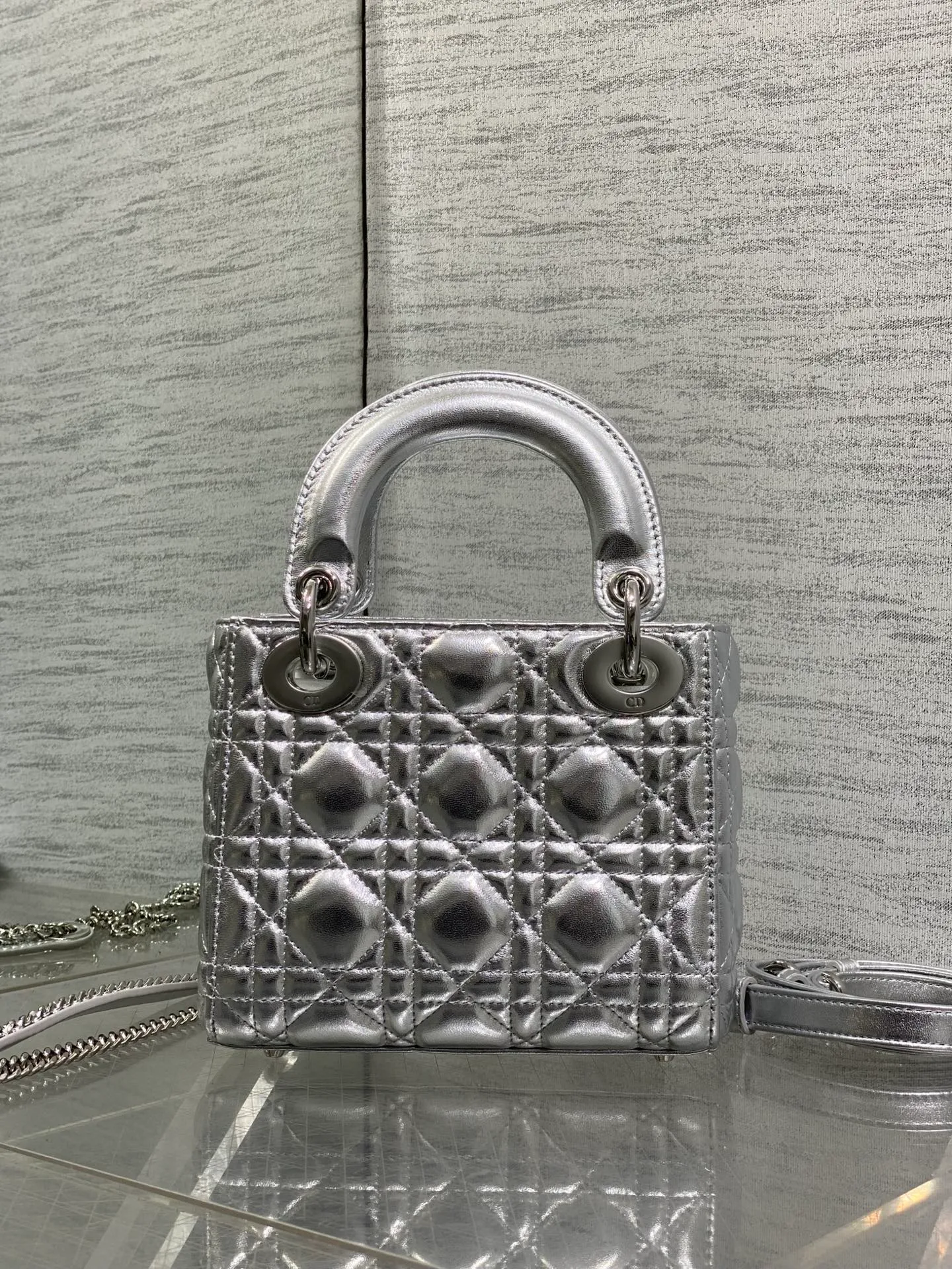 Классические Сумки Женские Christian Dior 17601497