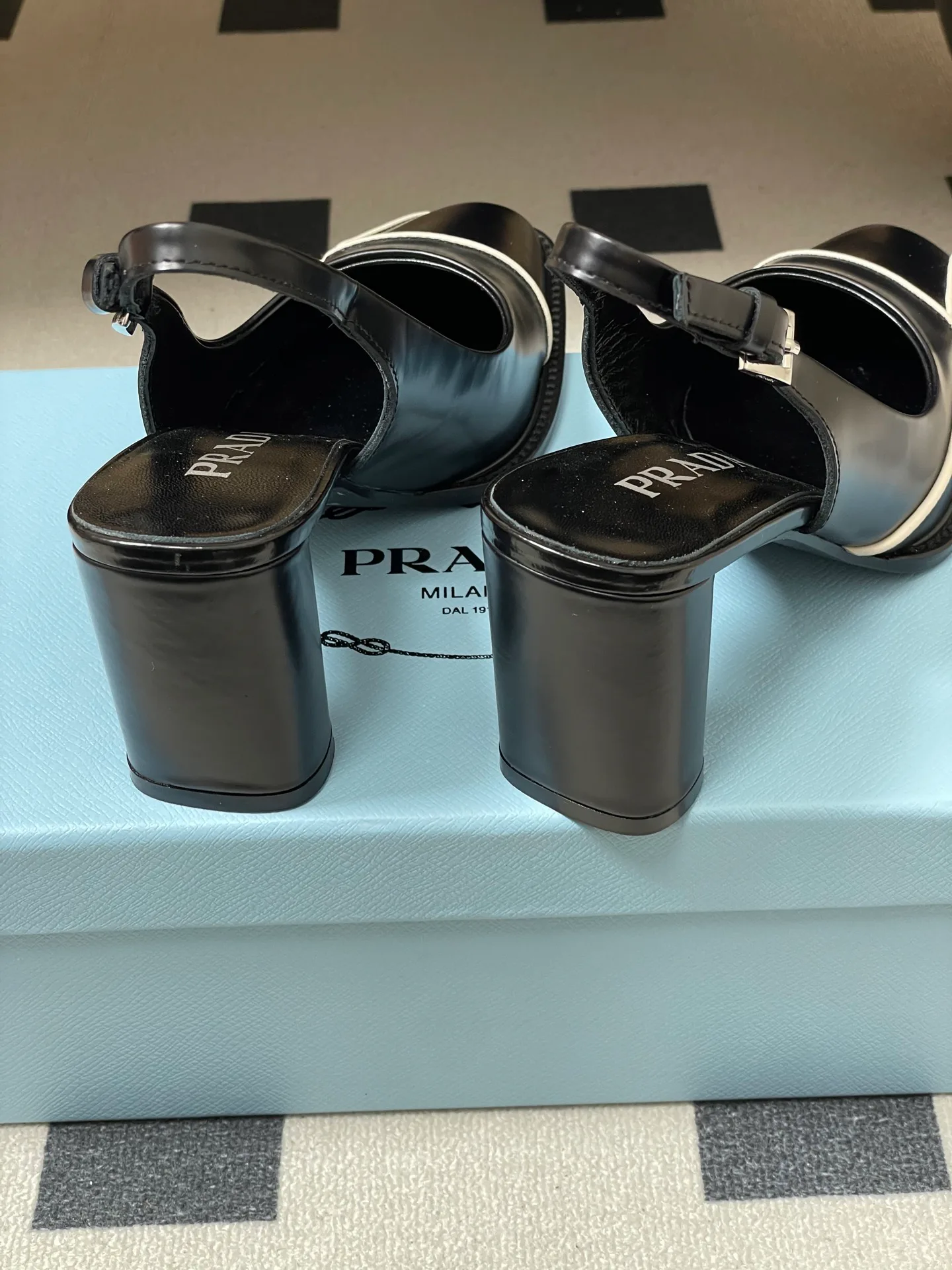 Туфли Женские Prada 668615