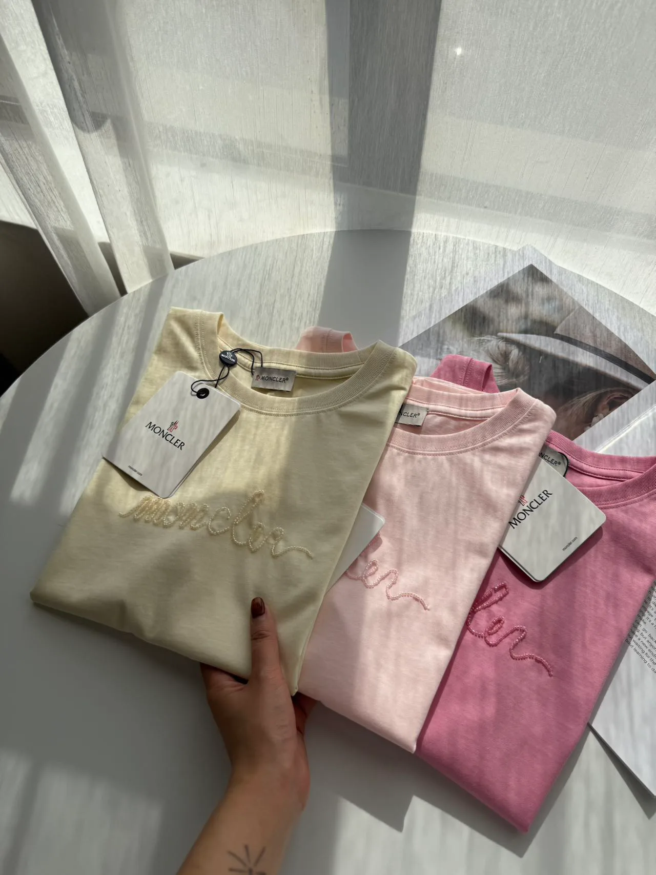 Футболки Женские Moncler 1859911