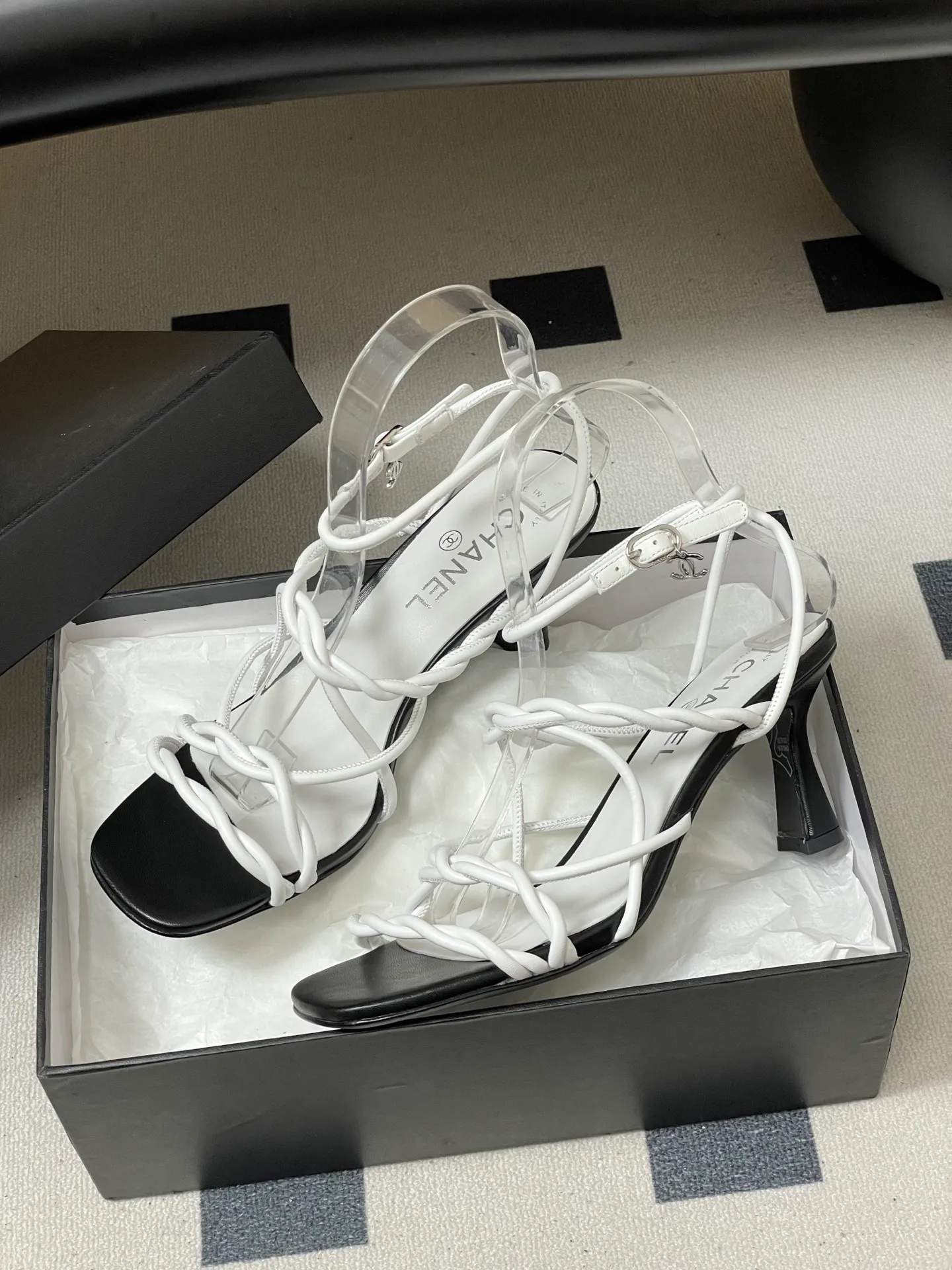 Босоножки Женские Chanel 12837403