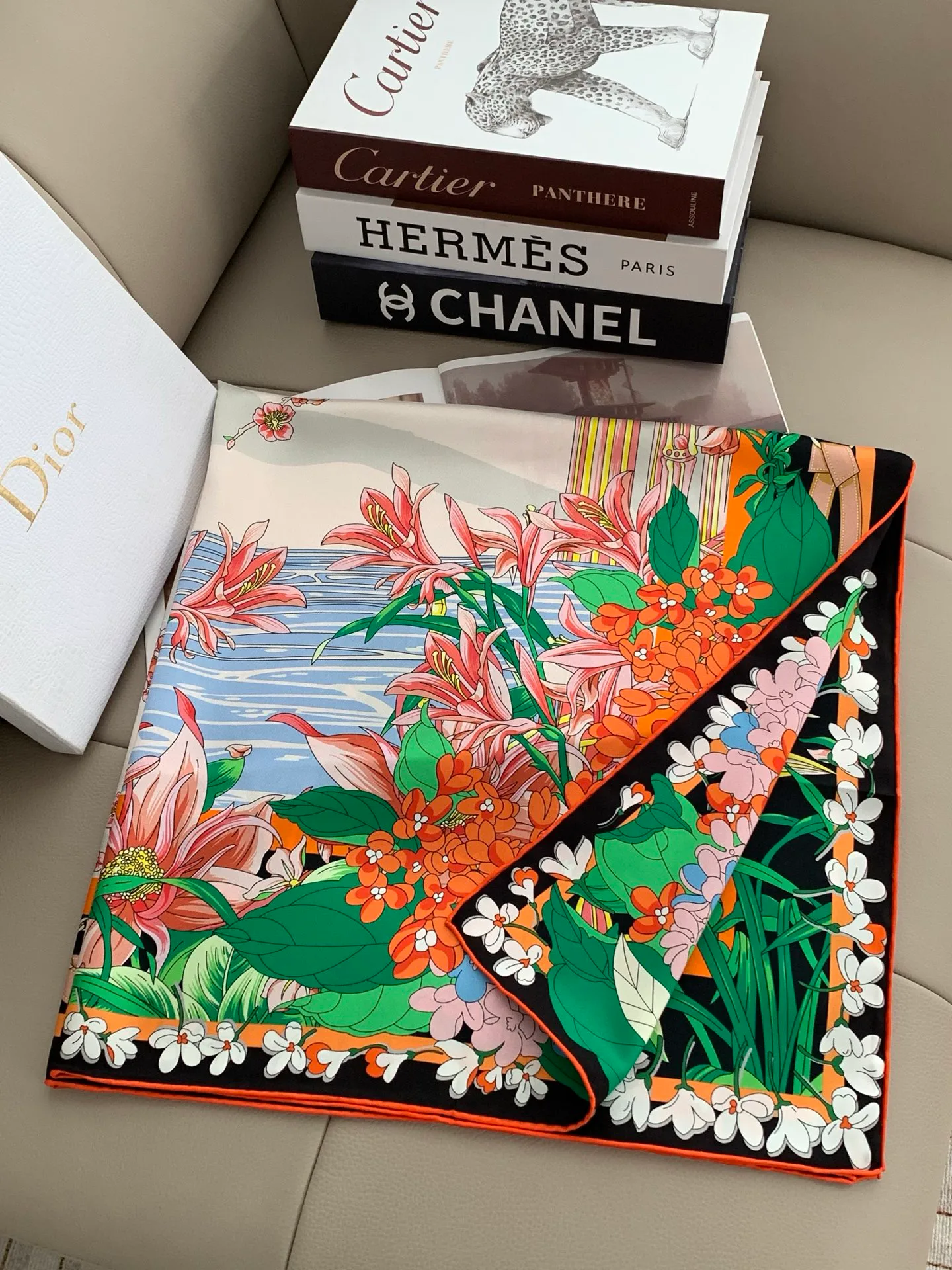 Платки Christian Dior 18003247