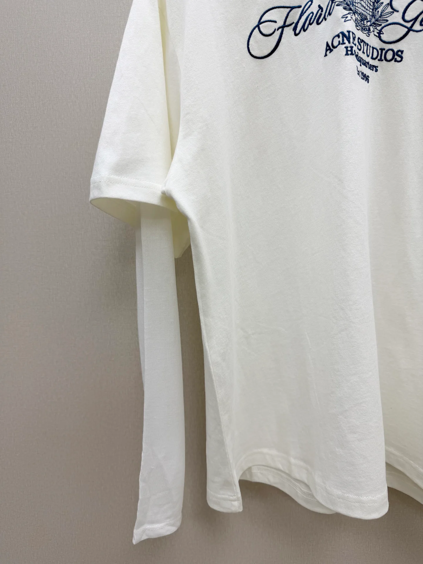 Футболки Женские Acne Studios 16875062