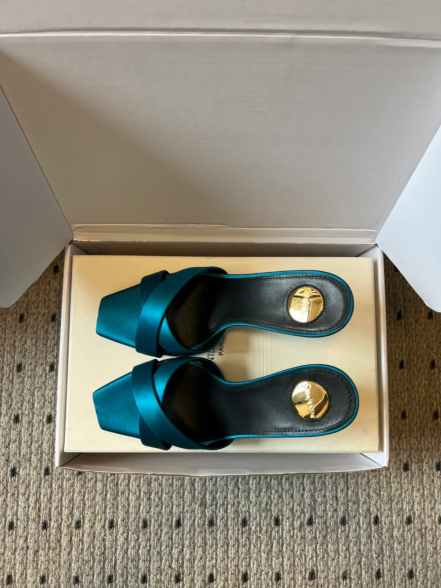 Босоножки Женские Saint Laurent 10835498