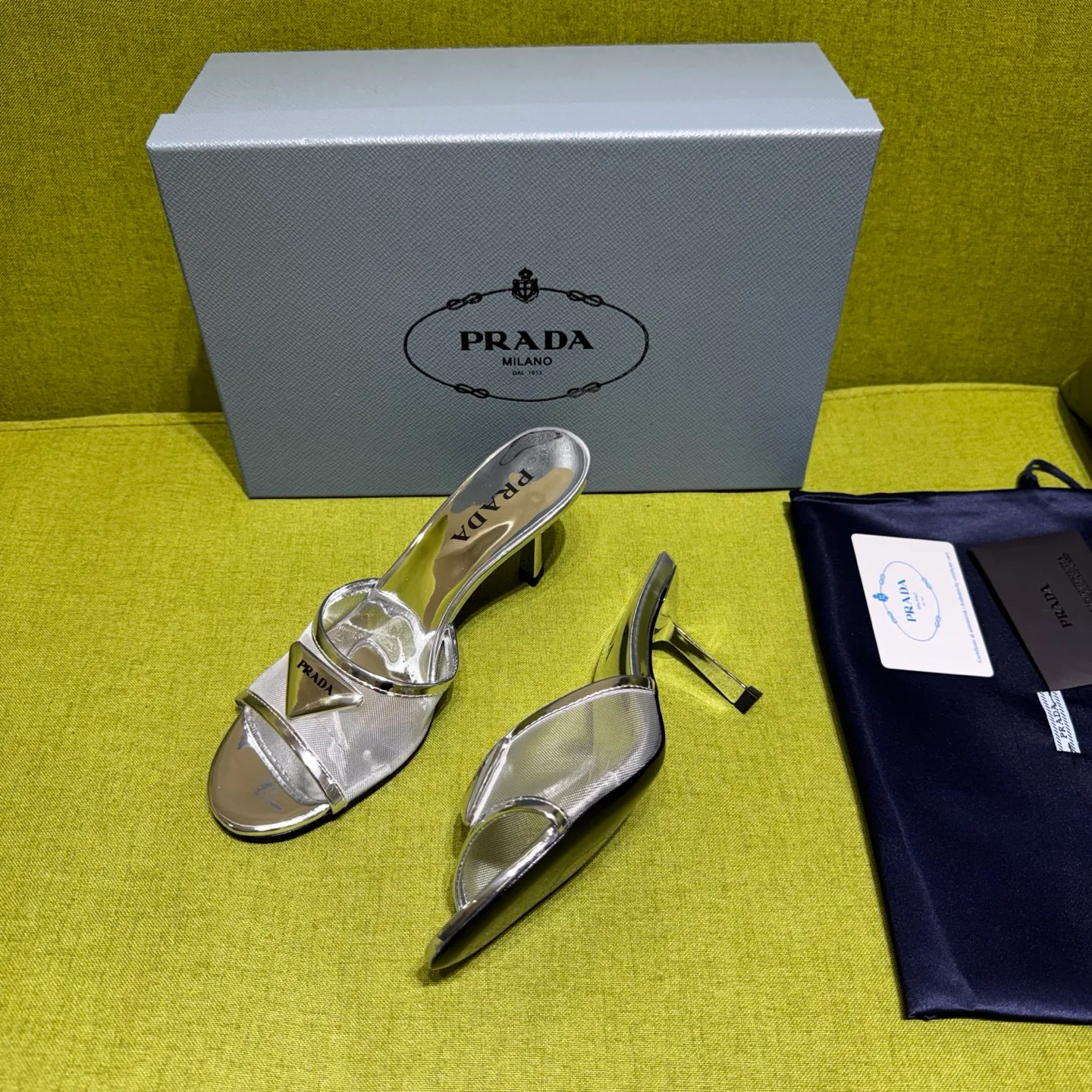 Босоножки Женские Prada 11769624