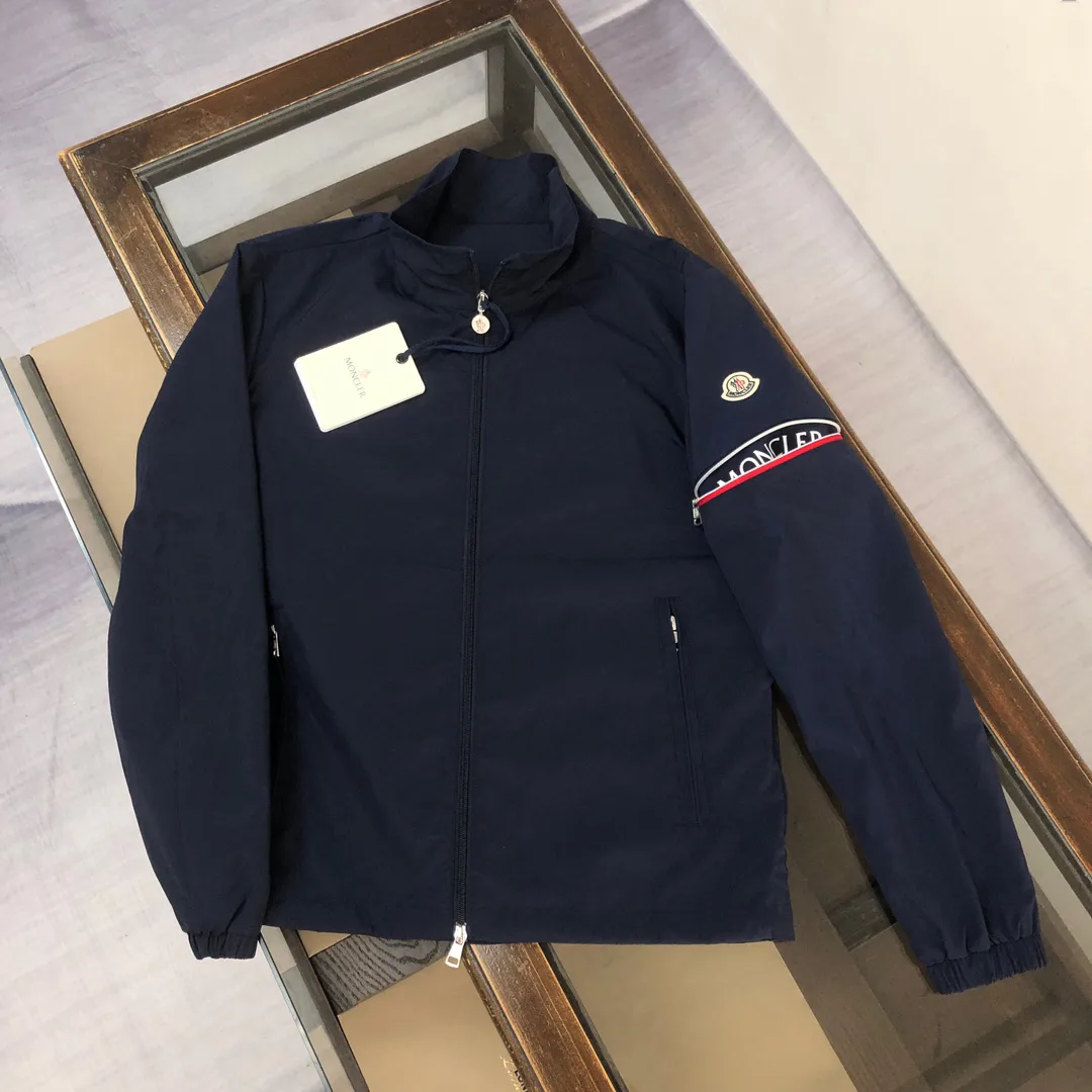 Куртки И Пуховики Мужские Moncler 17285986
