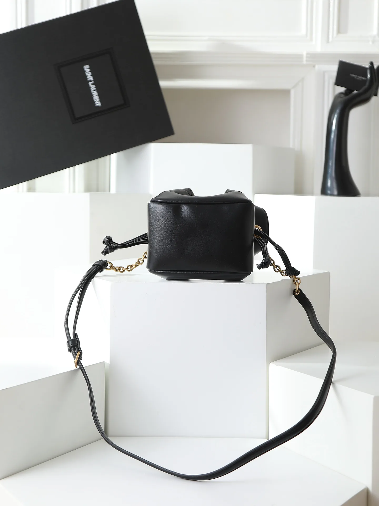Классические Сумки Женские Saint Laurent 18005137
