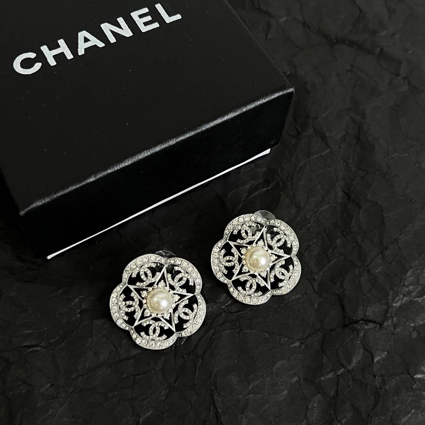 Бижутерия Chanel 16864388