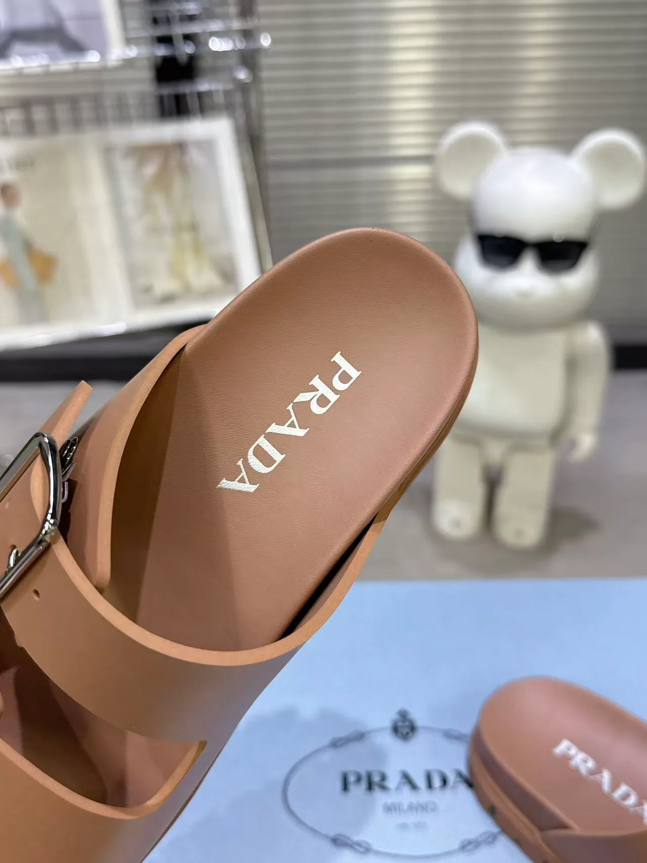 Шлепанцы Женские Prada 10270245