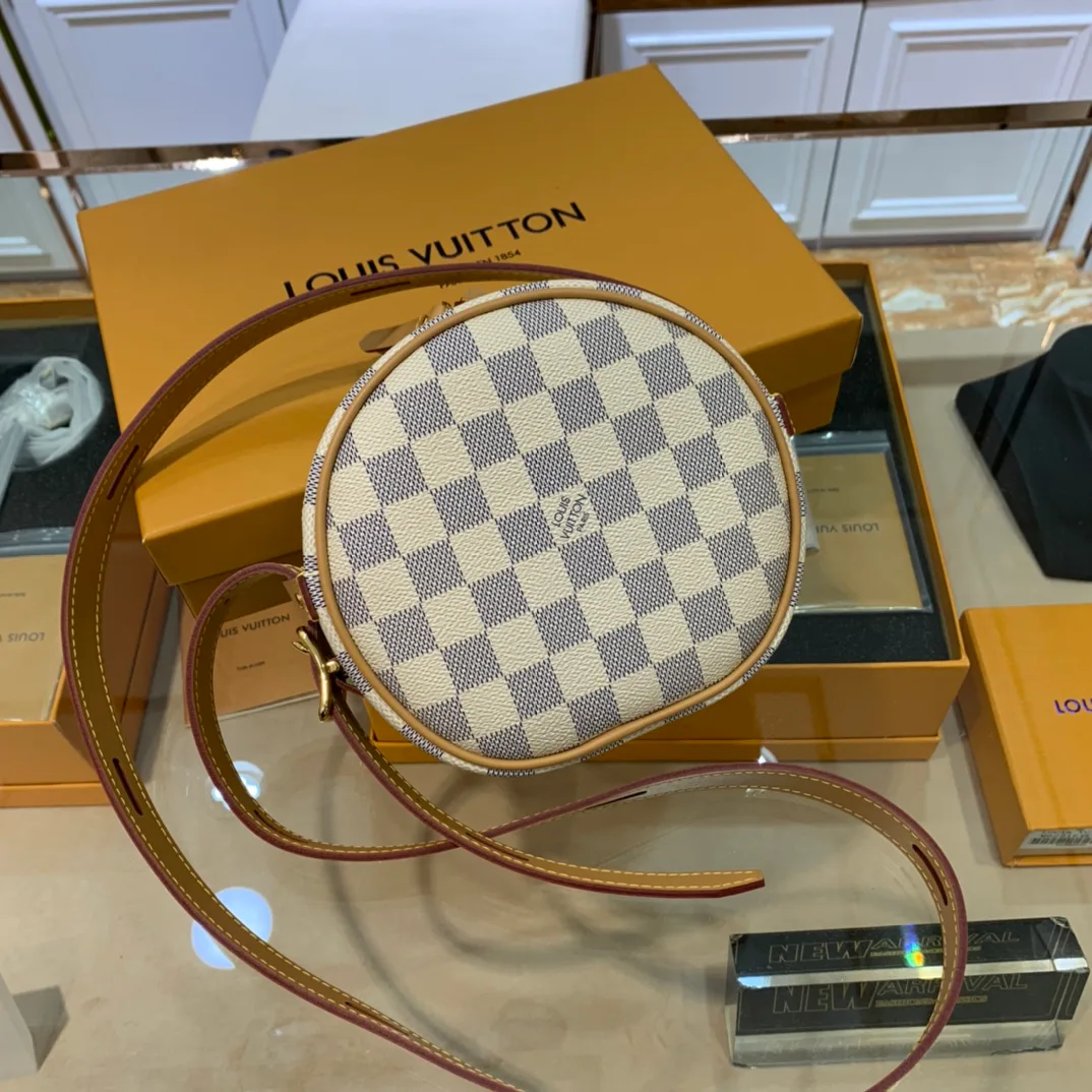 Сумки На Ремне Женские Louis Vuitton 1270592