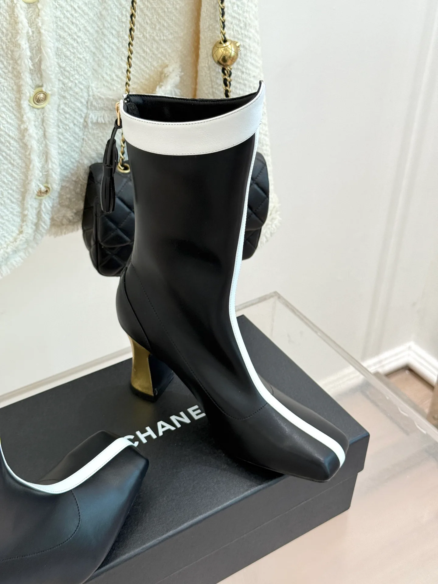 Сапоги Женские Chanel 17425394