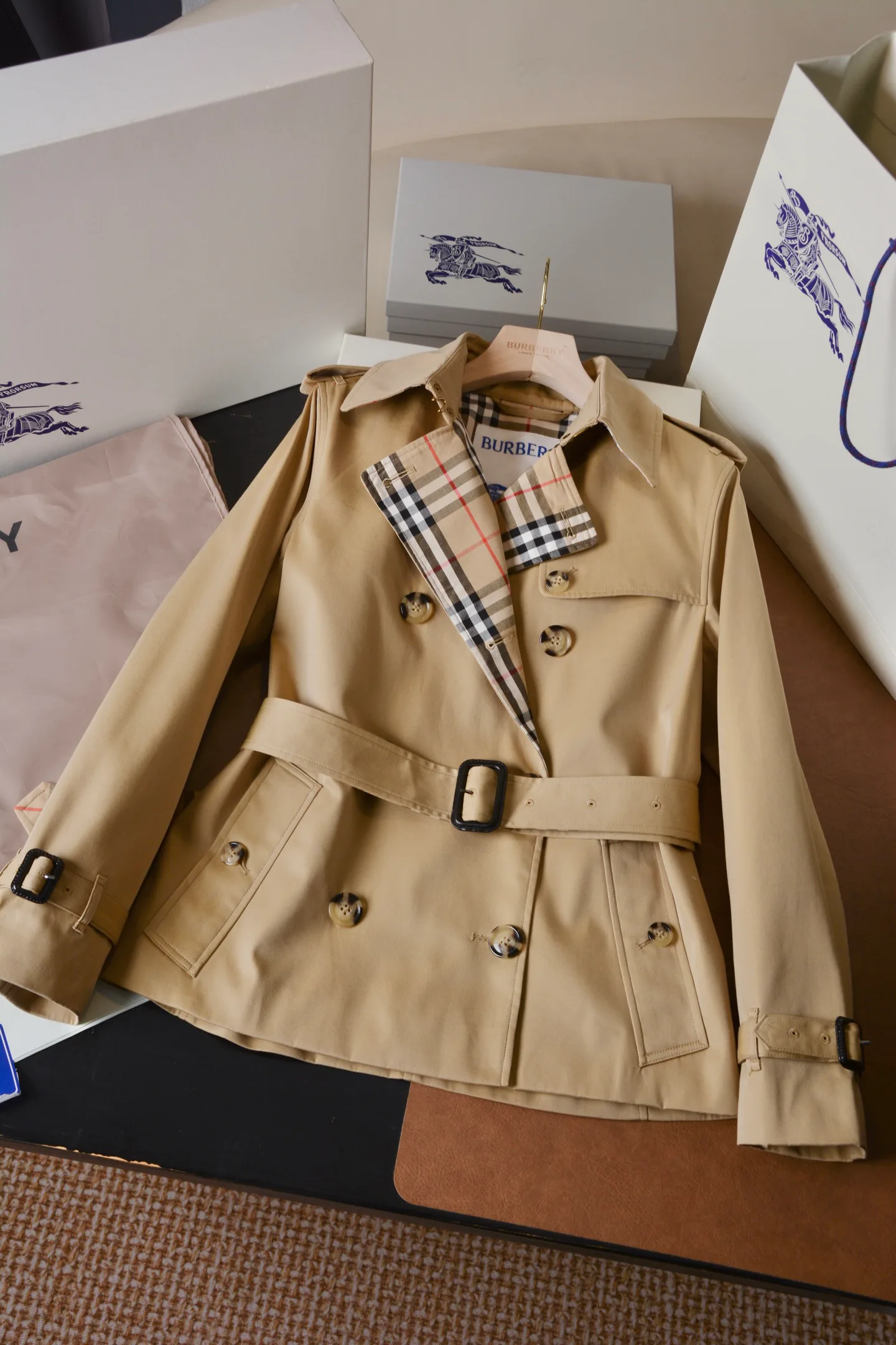 Тренчи Женские Burberry 18512845